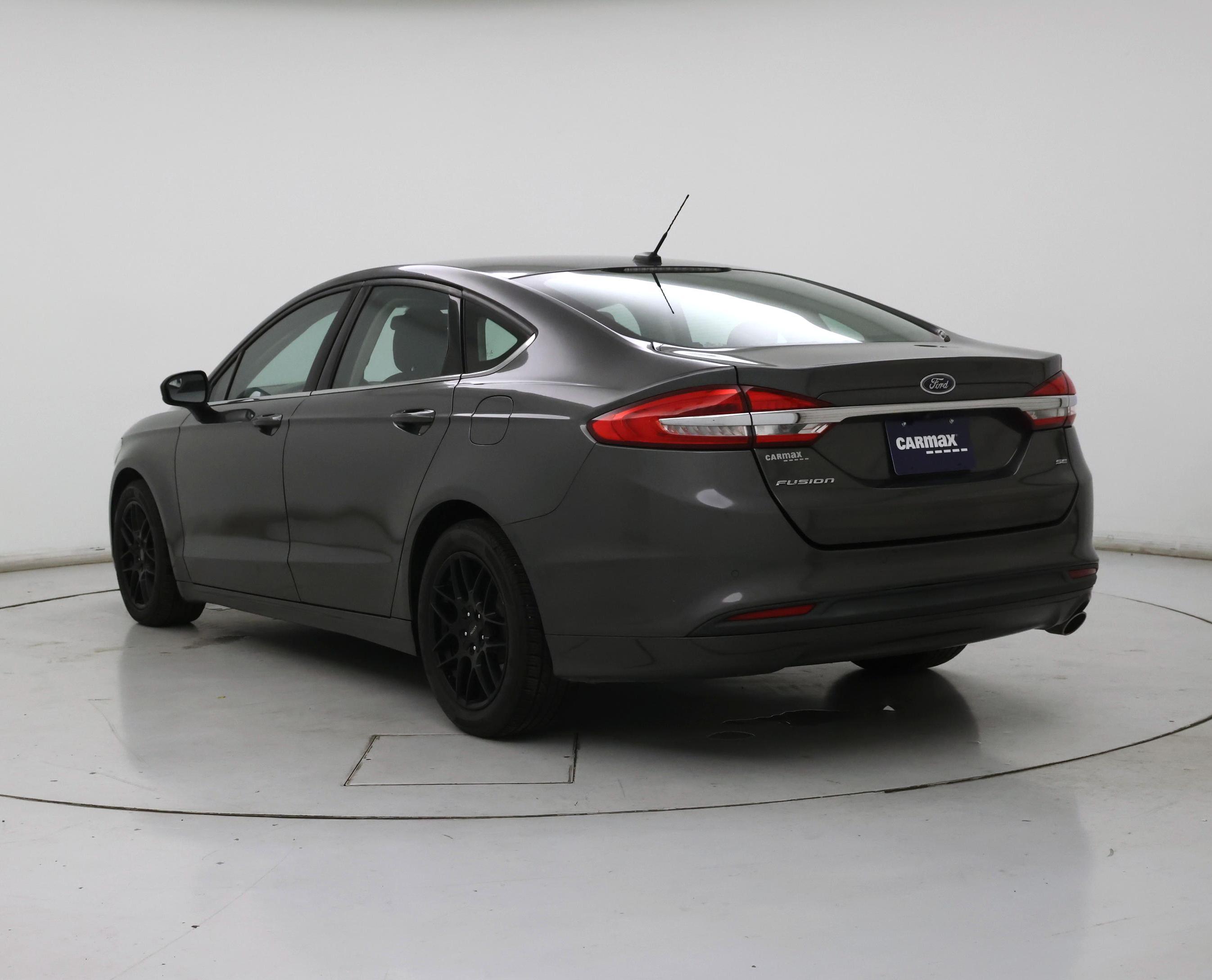 Thumbnail: 2017 Ford Fusion - 2