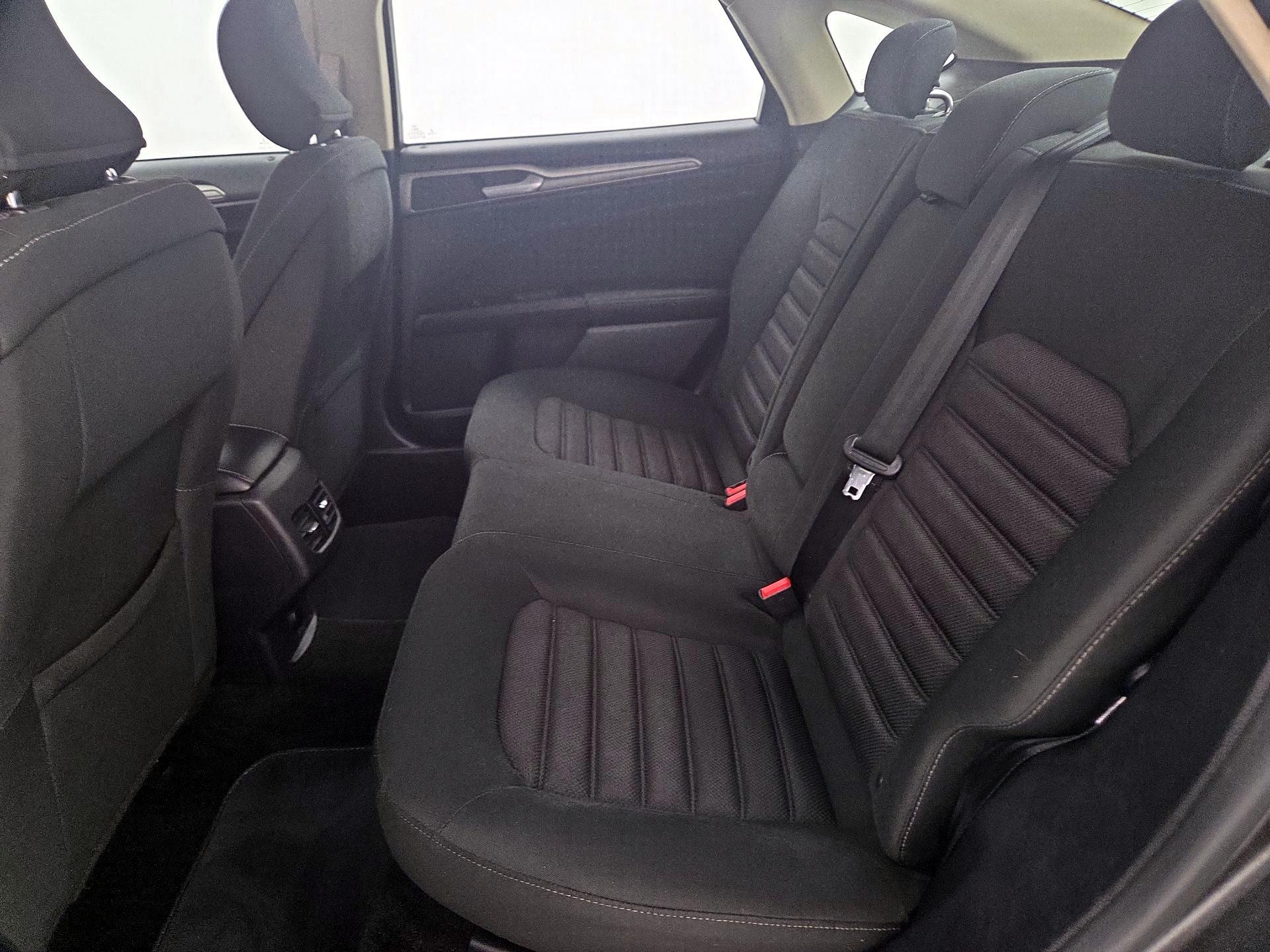 Thumbnail: 2017 Ford Fusion - 20