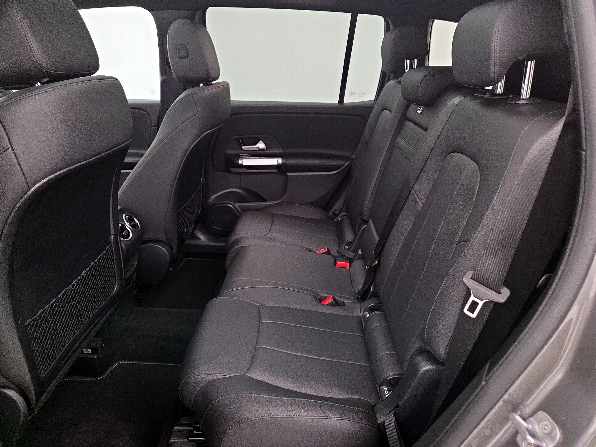 Thumbnail: 2023 Mercedes-Benz GLB - 20