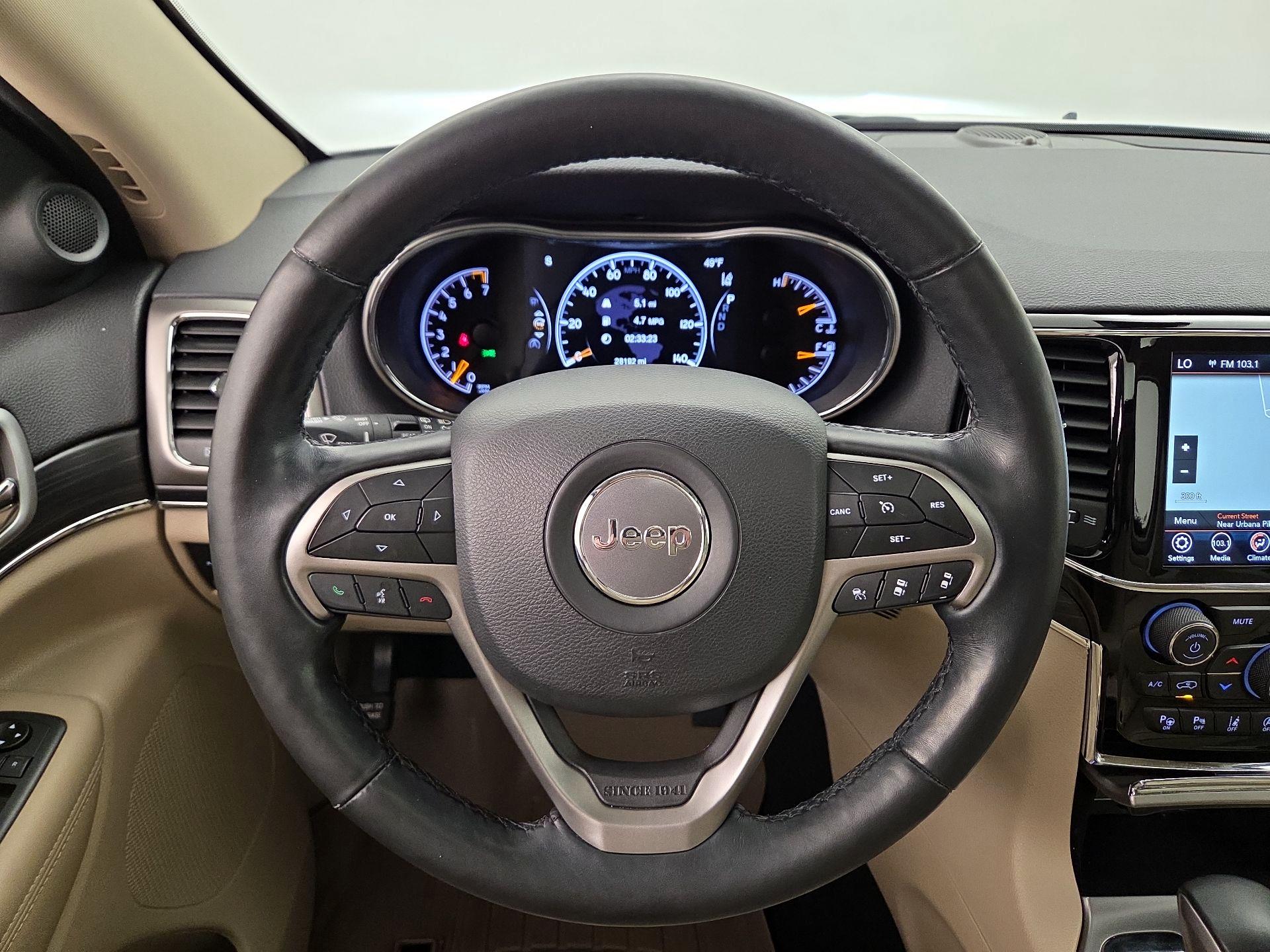 Thumbnail: 2020 Jeep Grand Cherokee - 10