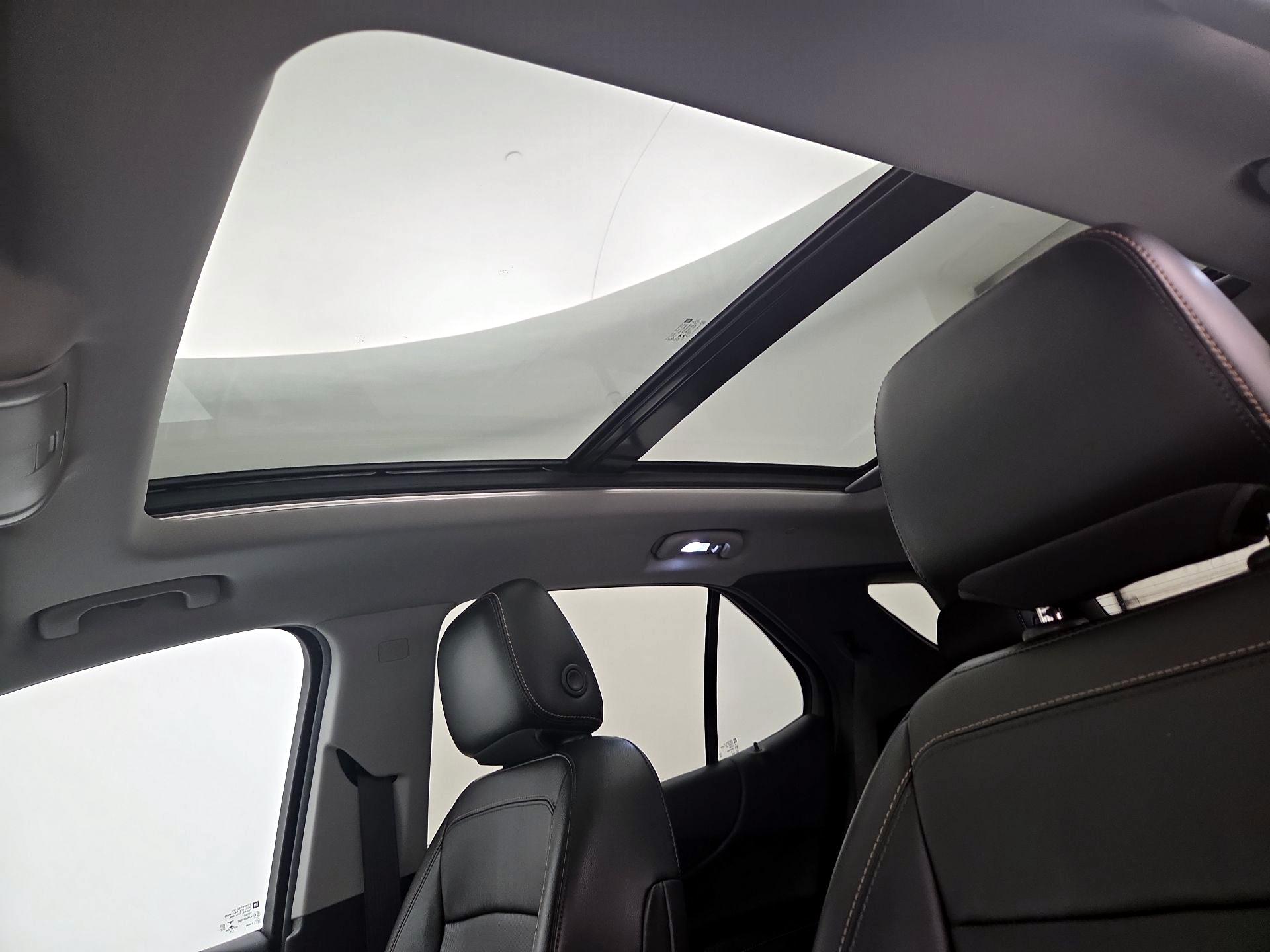 Thumbnail: 2019 Chevrolet Equinox - 20