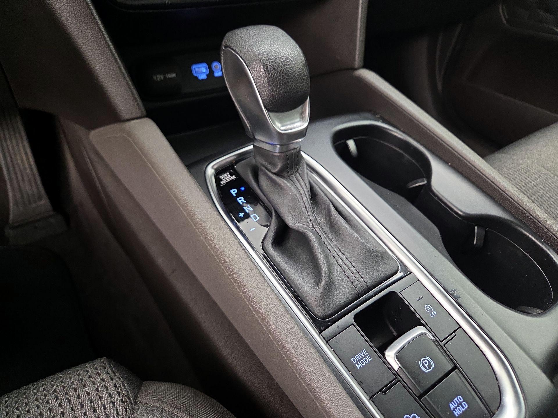 Thumbnail: 2019 Hyundai Santa Fe - 17