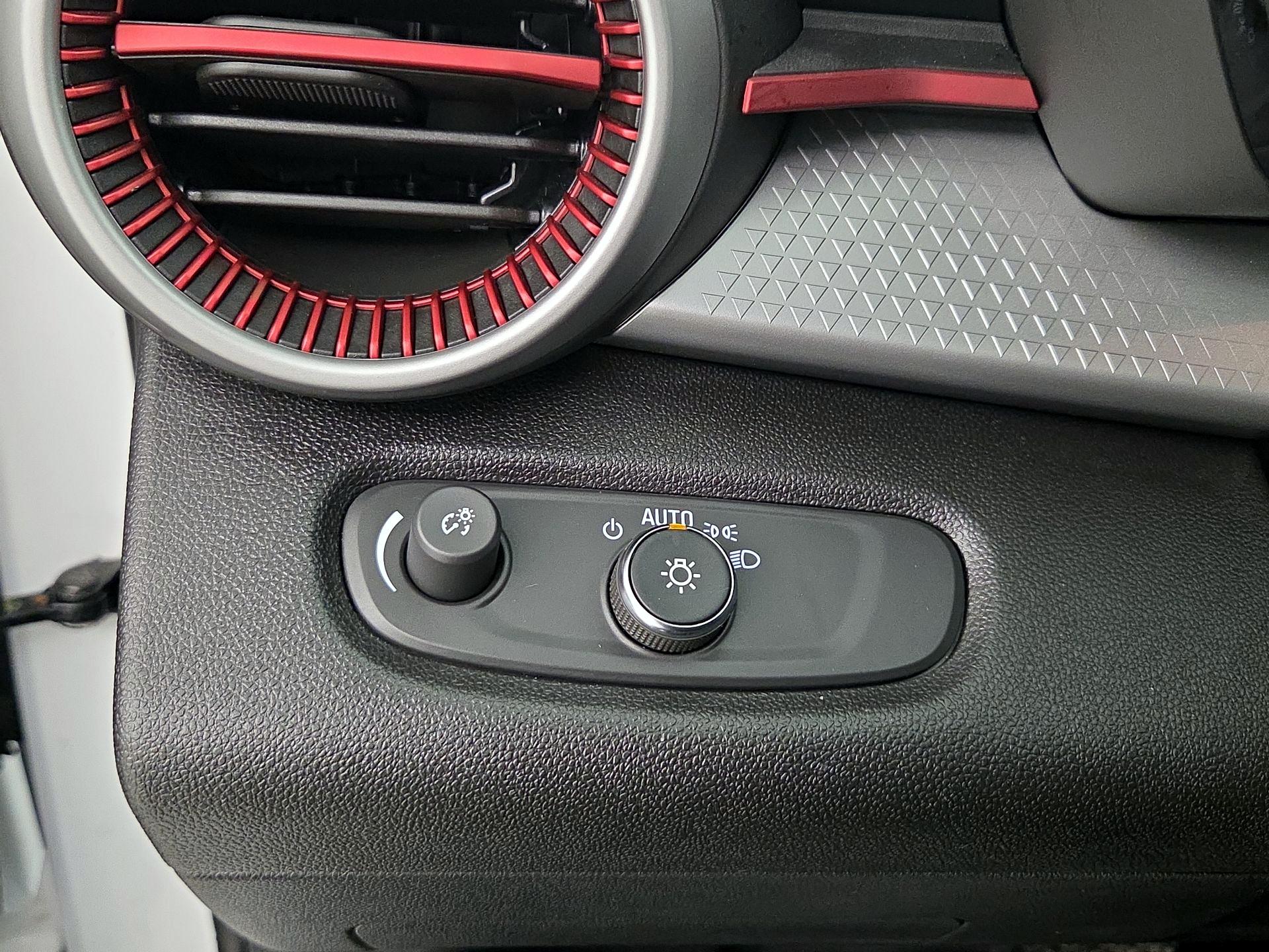 Thumbnail: 2024 Chevrolet Trax - 13