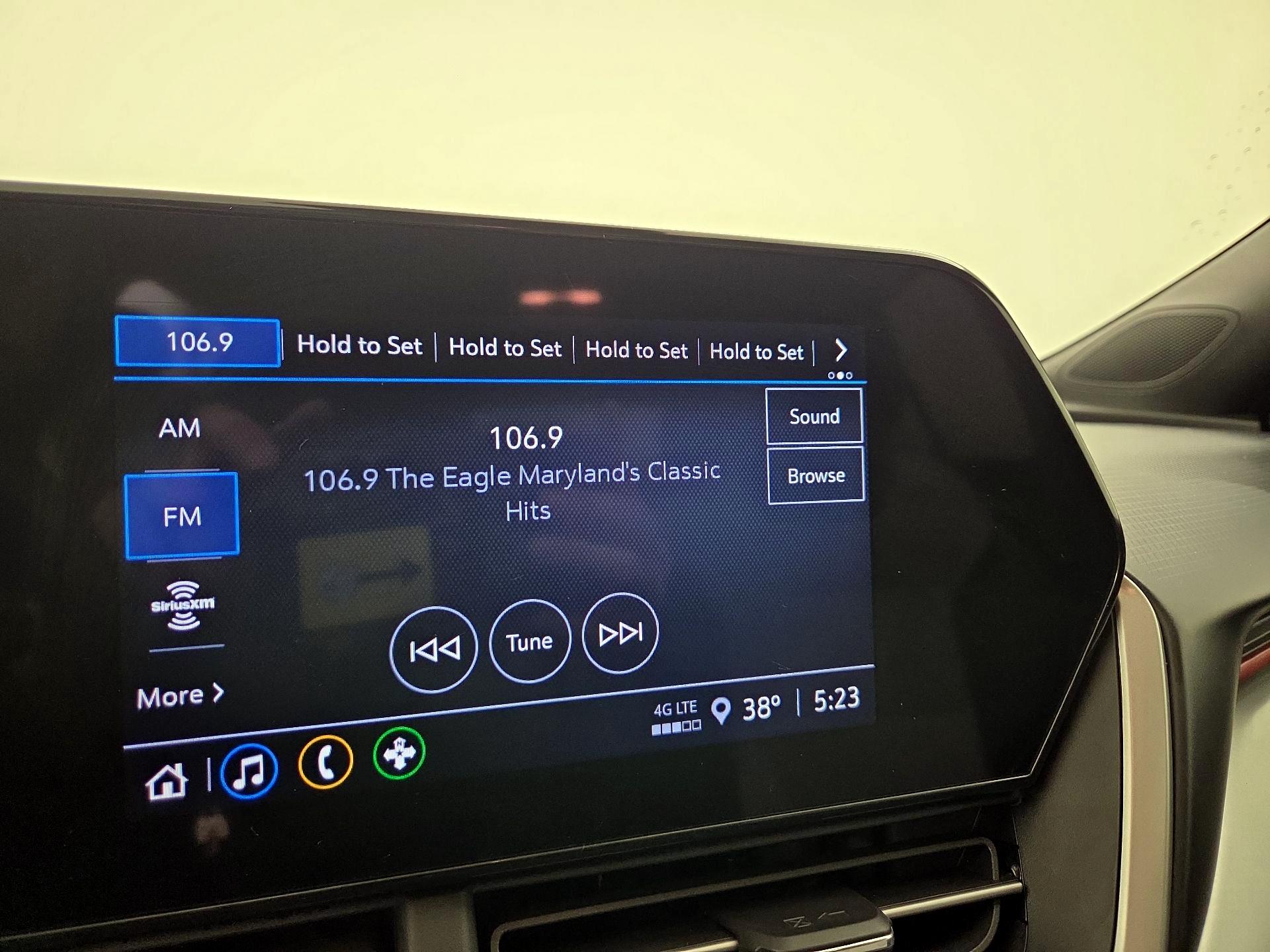 Thumbnail: 2024 Chevrolet Trax - 15