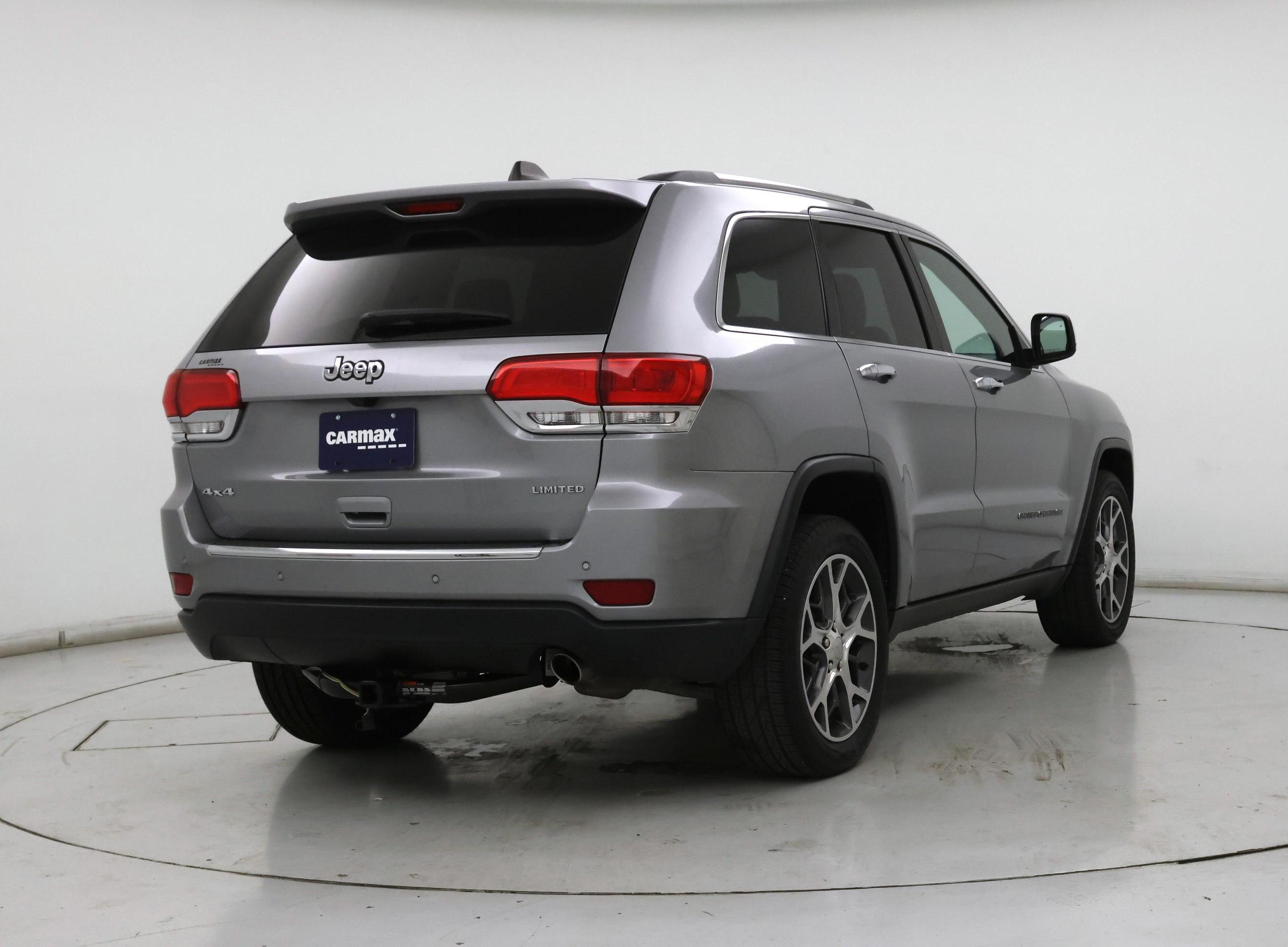 Thumbnail: 2019 Jeep Grand Cherokee - 8