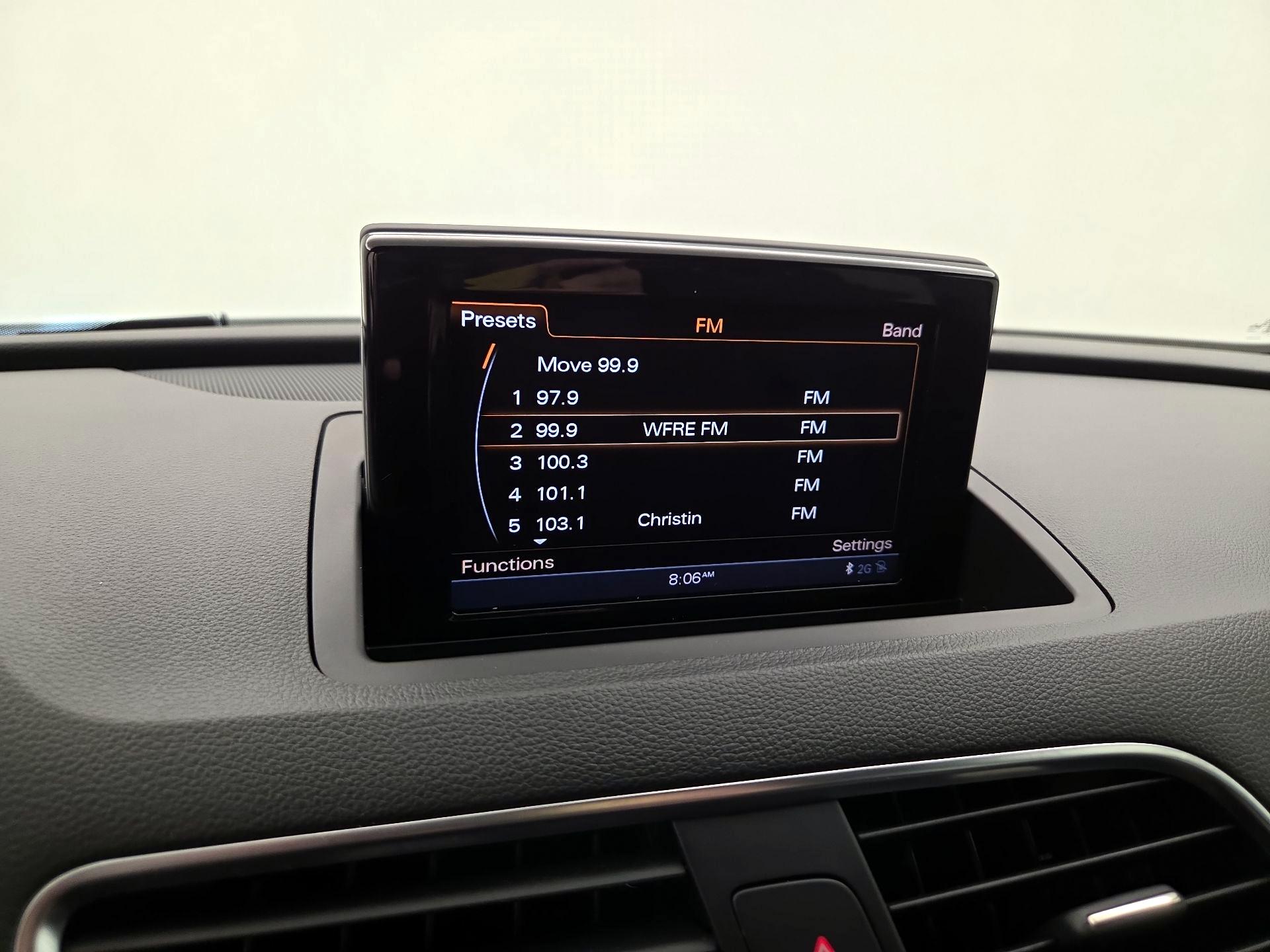 Thumbnail: 2016 Audi Q3 - 16