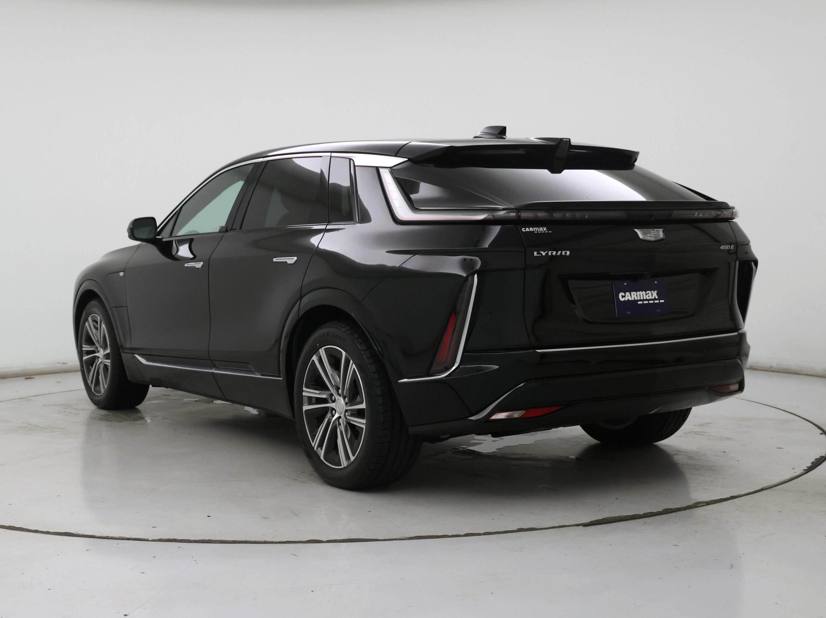 Thumbnail: 2023 Cadillac Lyriq - 2