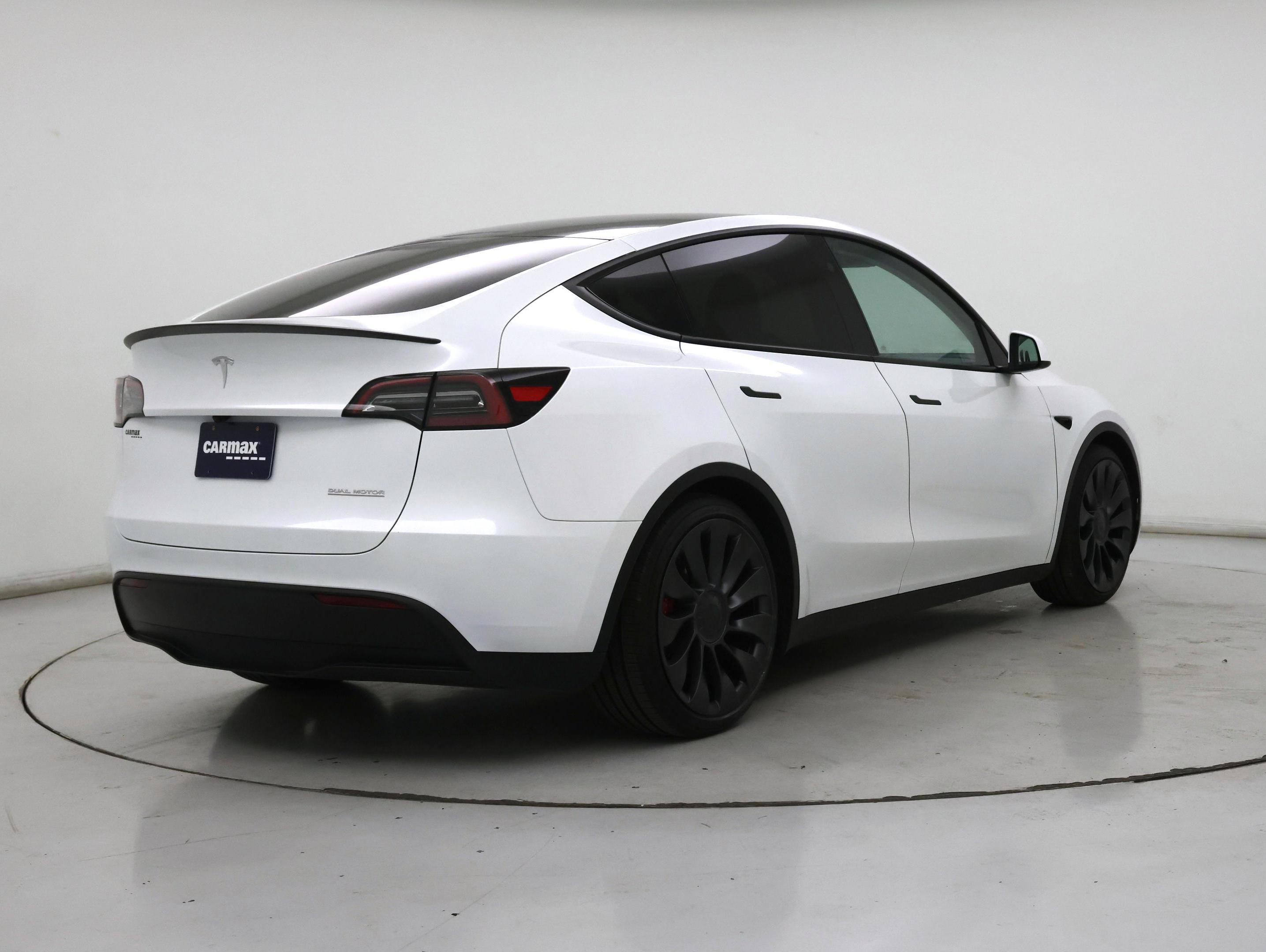 Thumbnail: 2025 Tesla Model Y - 8