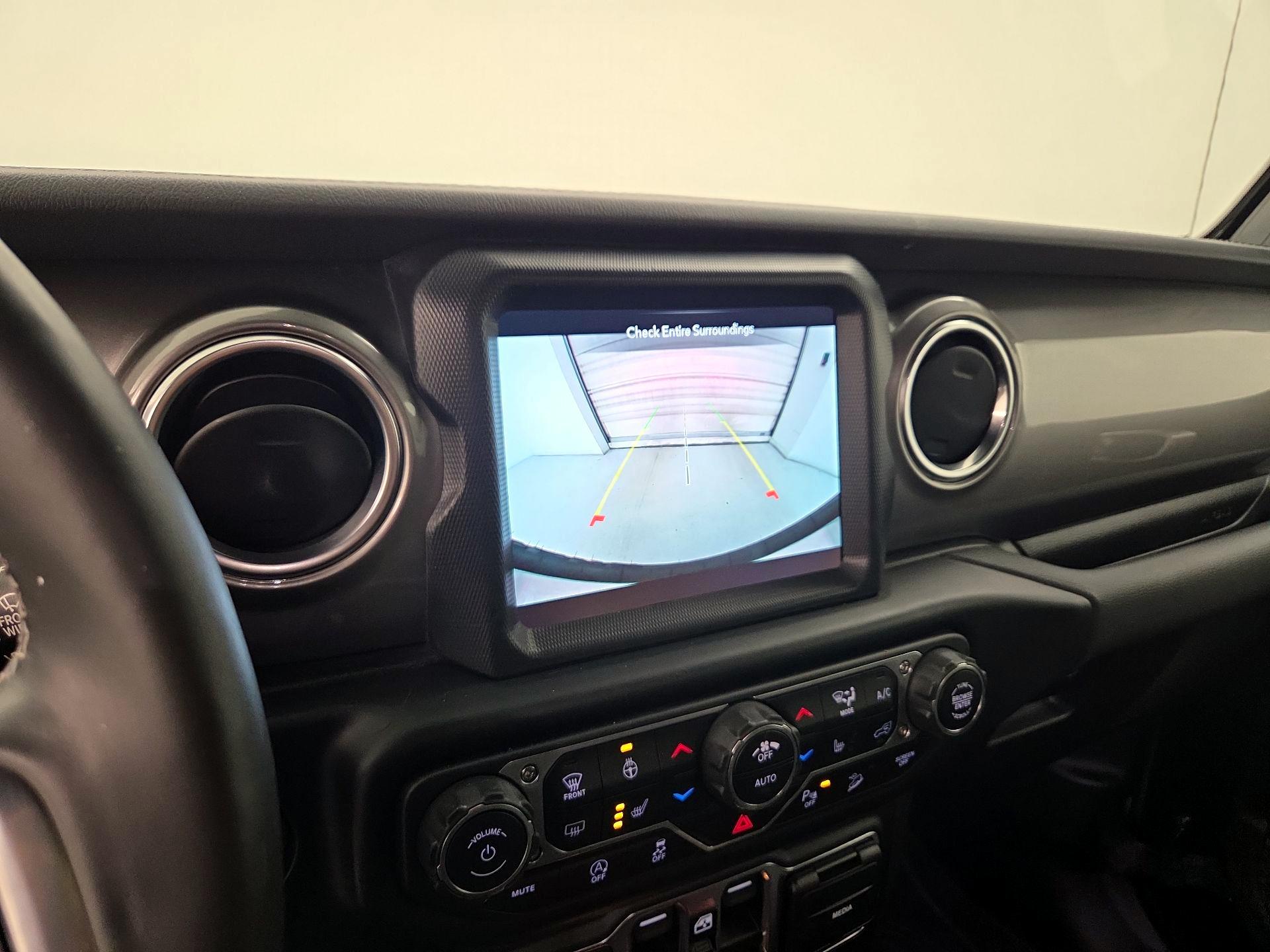 Thumbnail: 2020 Jeep Wrangler - 15