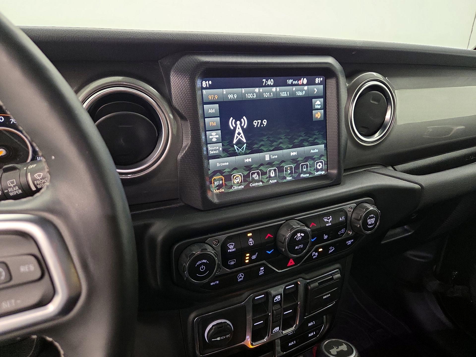 Thumbnail: 2020 Jeep Wrangler - 16