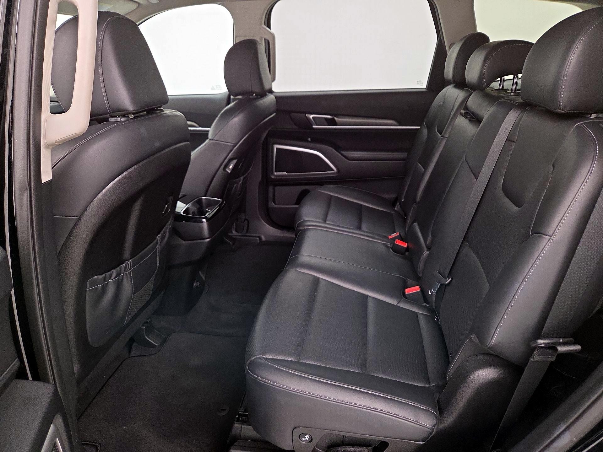 Thumbnail: 2021 Kia Telluride - 19