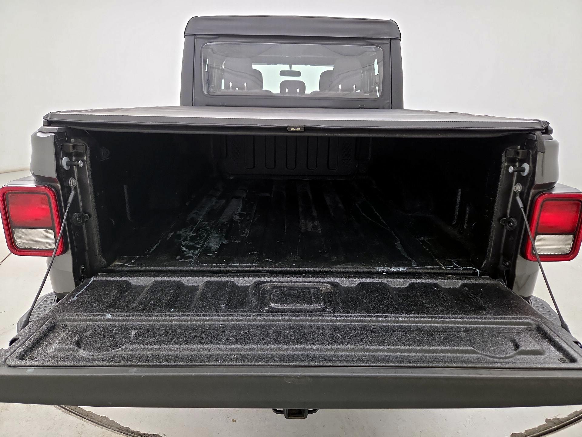 Thumbnail: 2021 Jeep Gladiator - 20