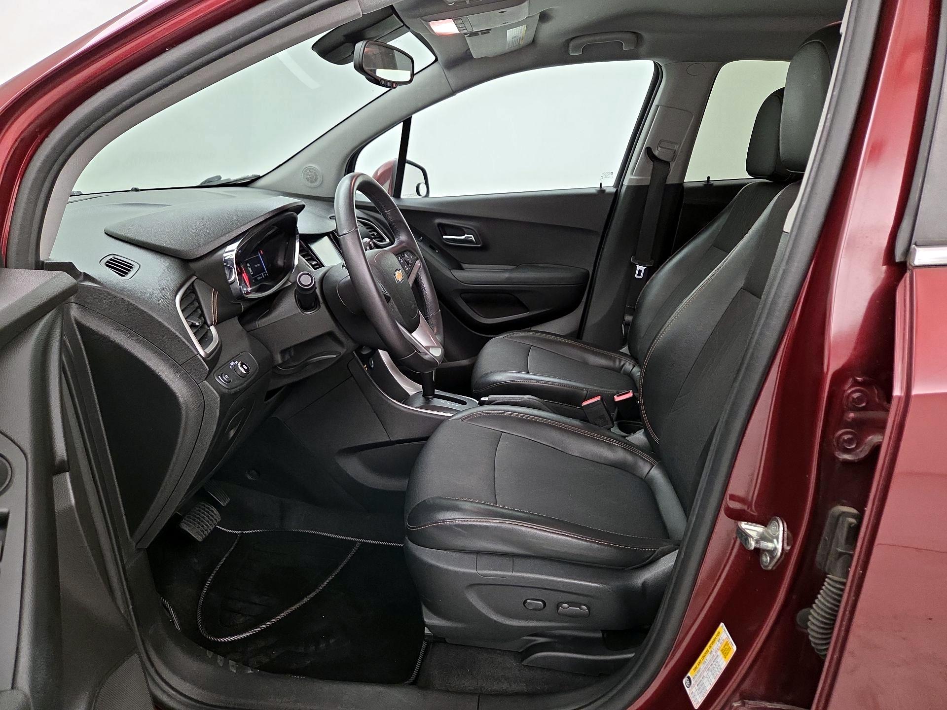 Thumbnail: 2017 Chevrolet Trax - 11