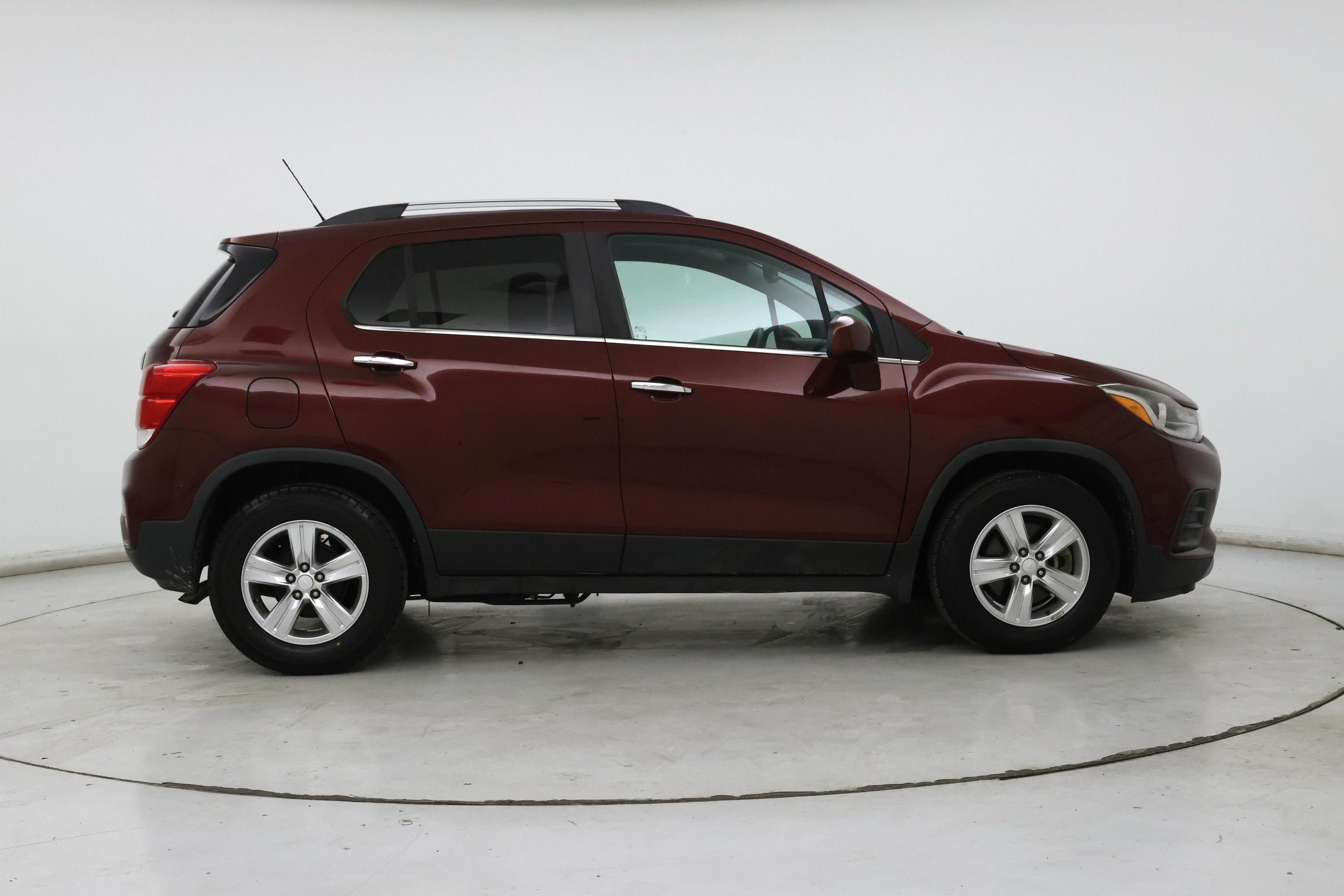 Thumbnail: 2017 Chevrolet Trax - 7