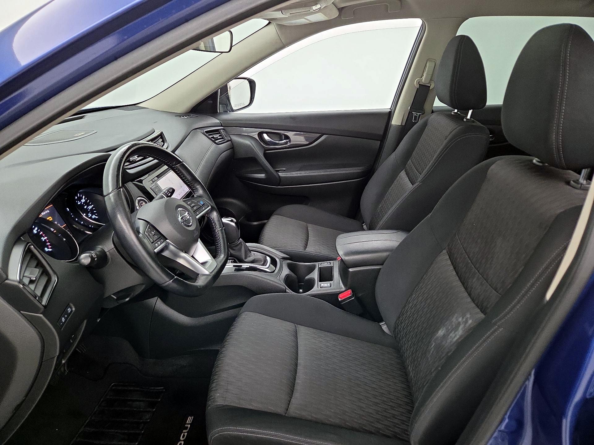 Thumbnail: 2020 Nissan Rogue - 11