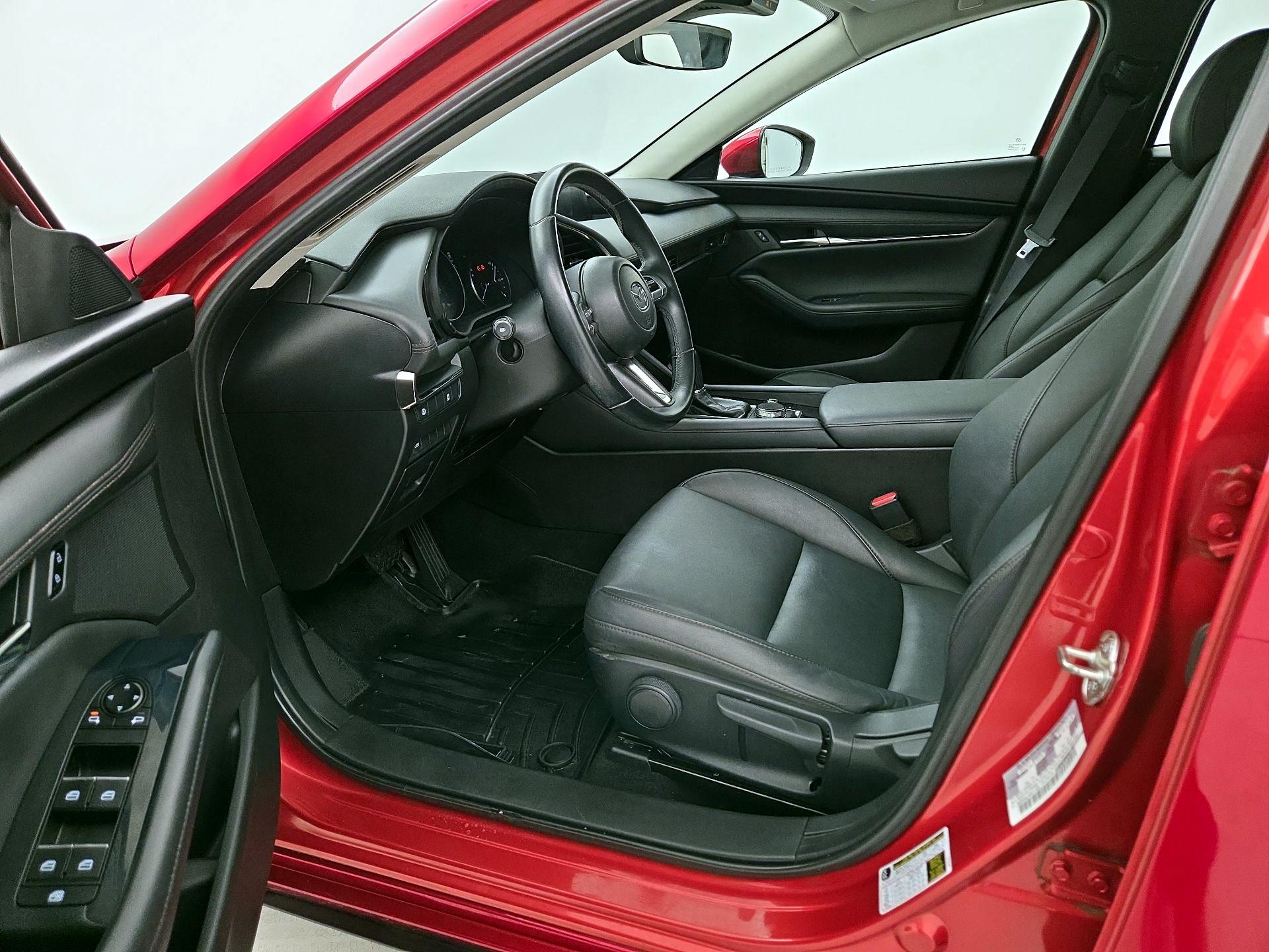 Thumbnail: 2019 Mazda Mazda3 - 11