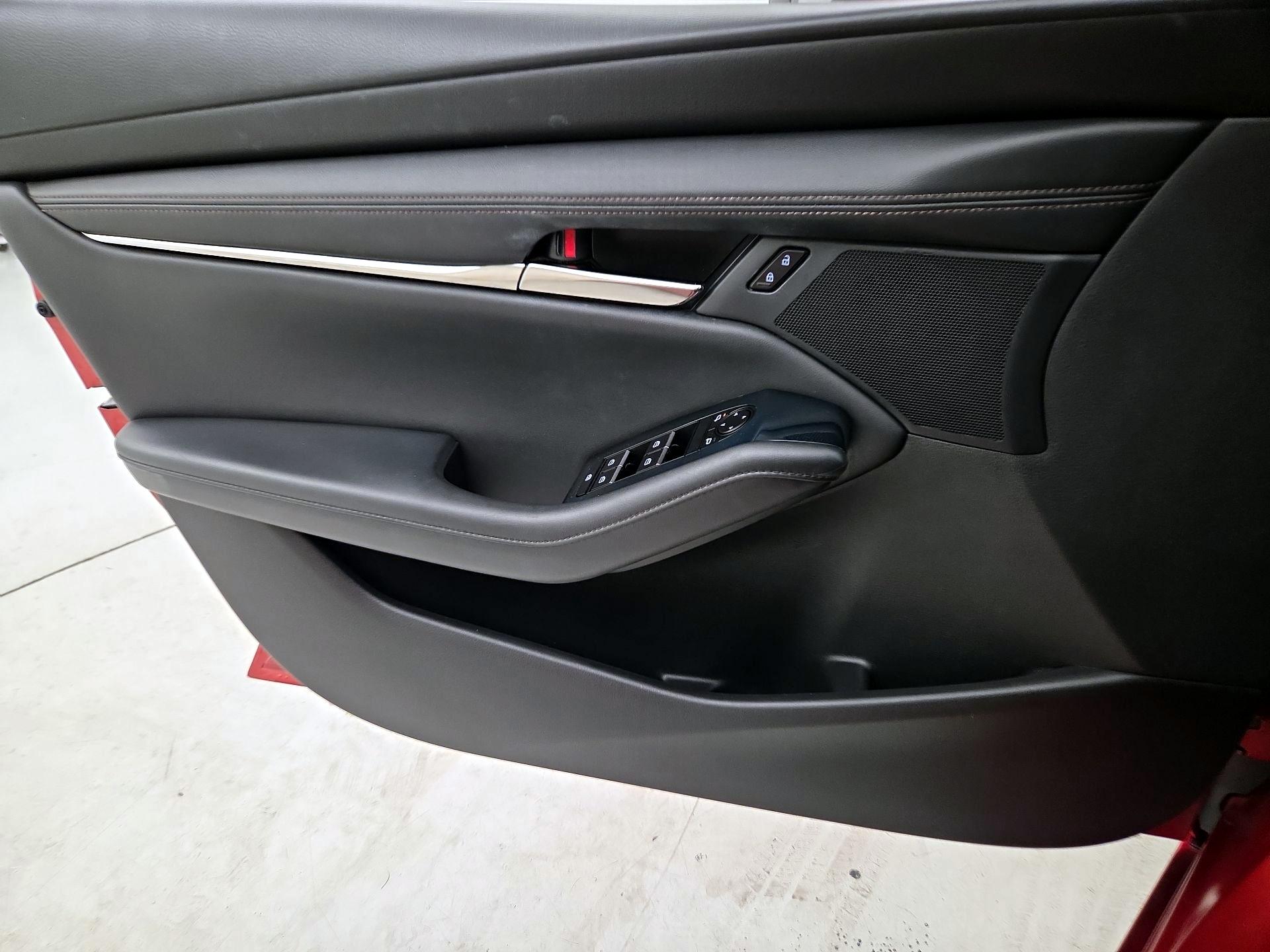 Thumbnail: 2019 Mazda Mazda3 - 12