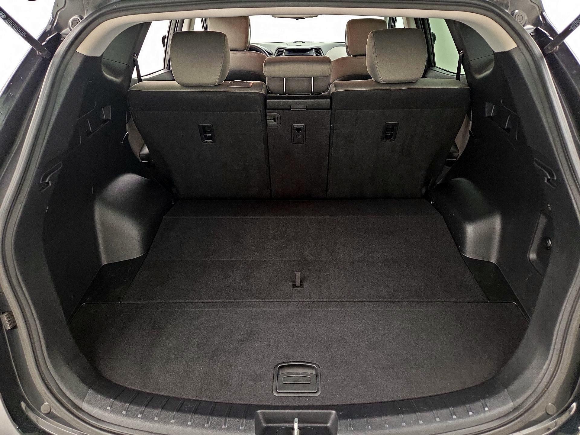 Thumbnail: 2018 Hyundai Santa Fe - 20