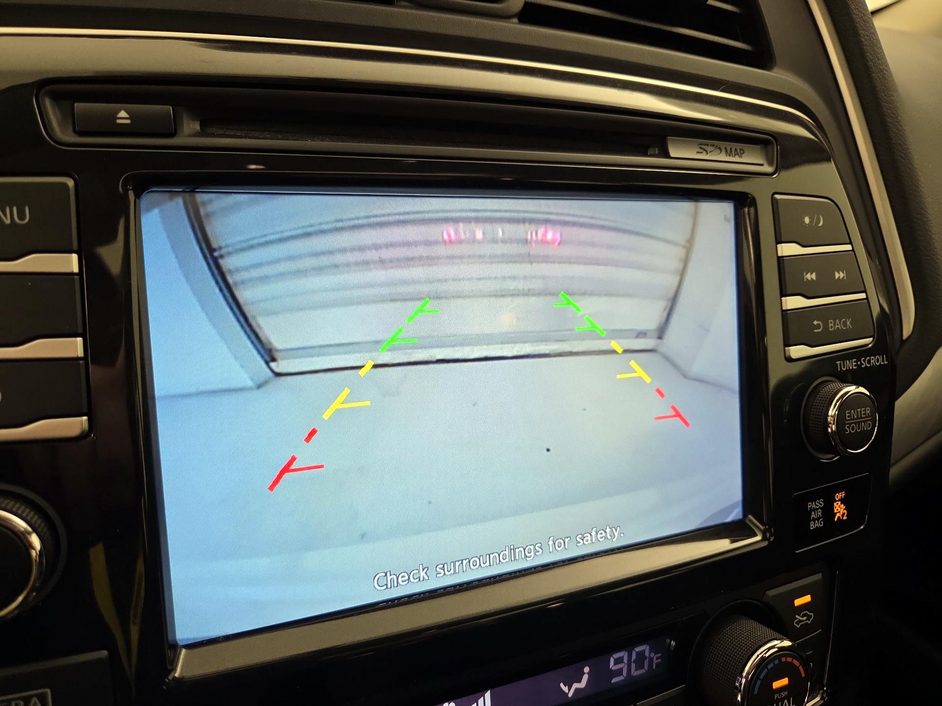 Thumbnail: 2017 Nissan Maxima - 15