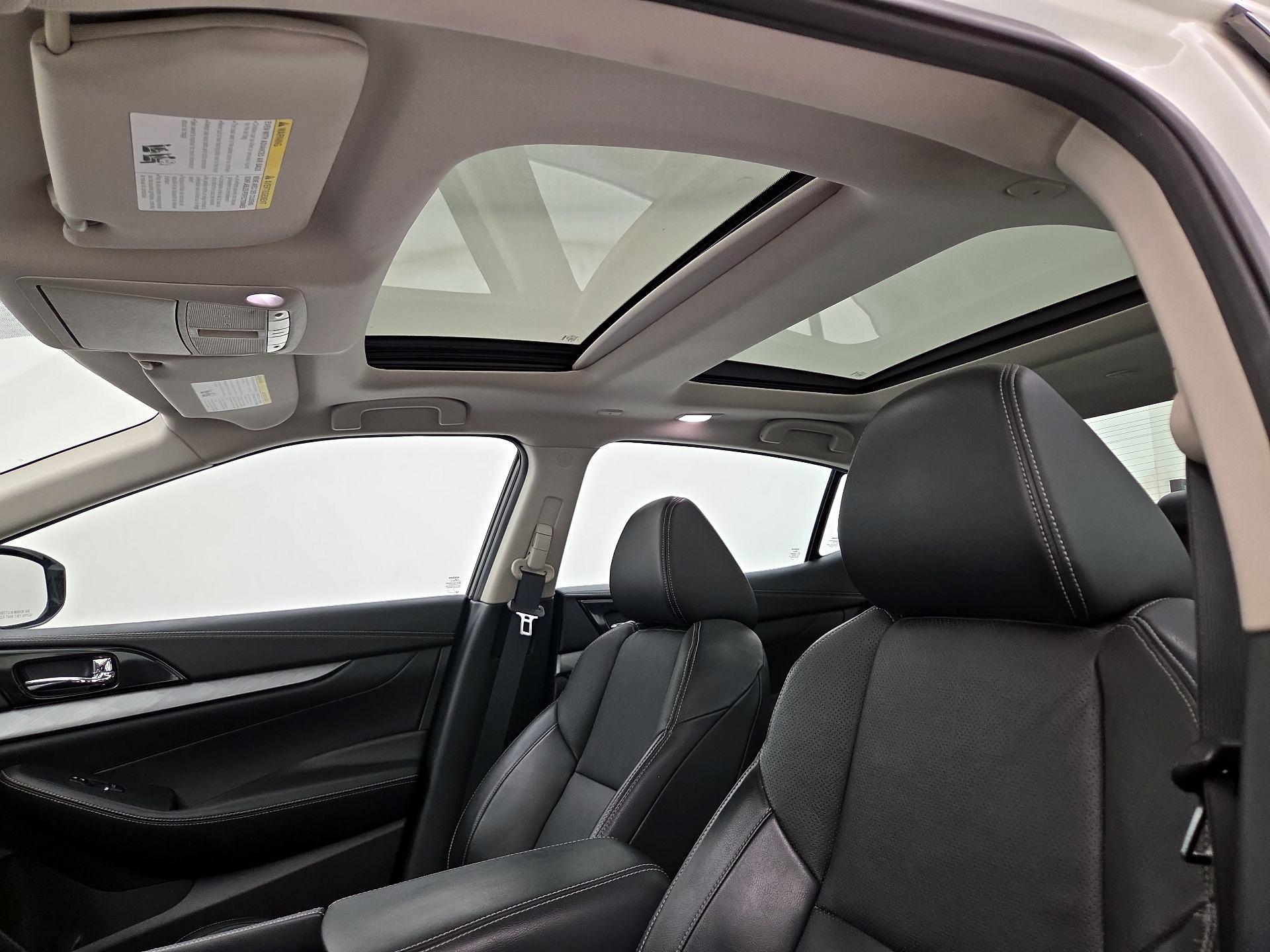 Thumbnail: 2017 Nissan Maxima - 20