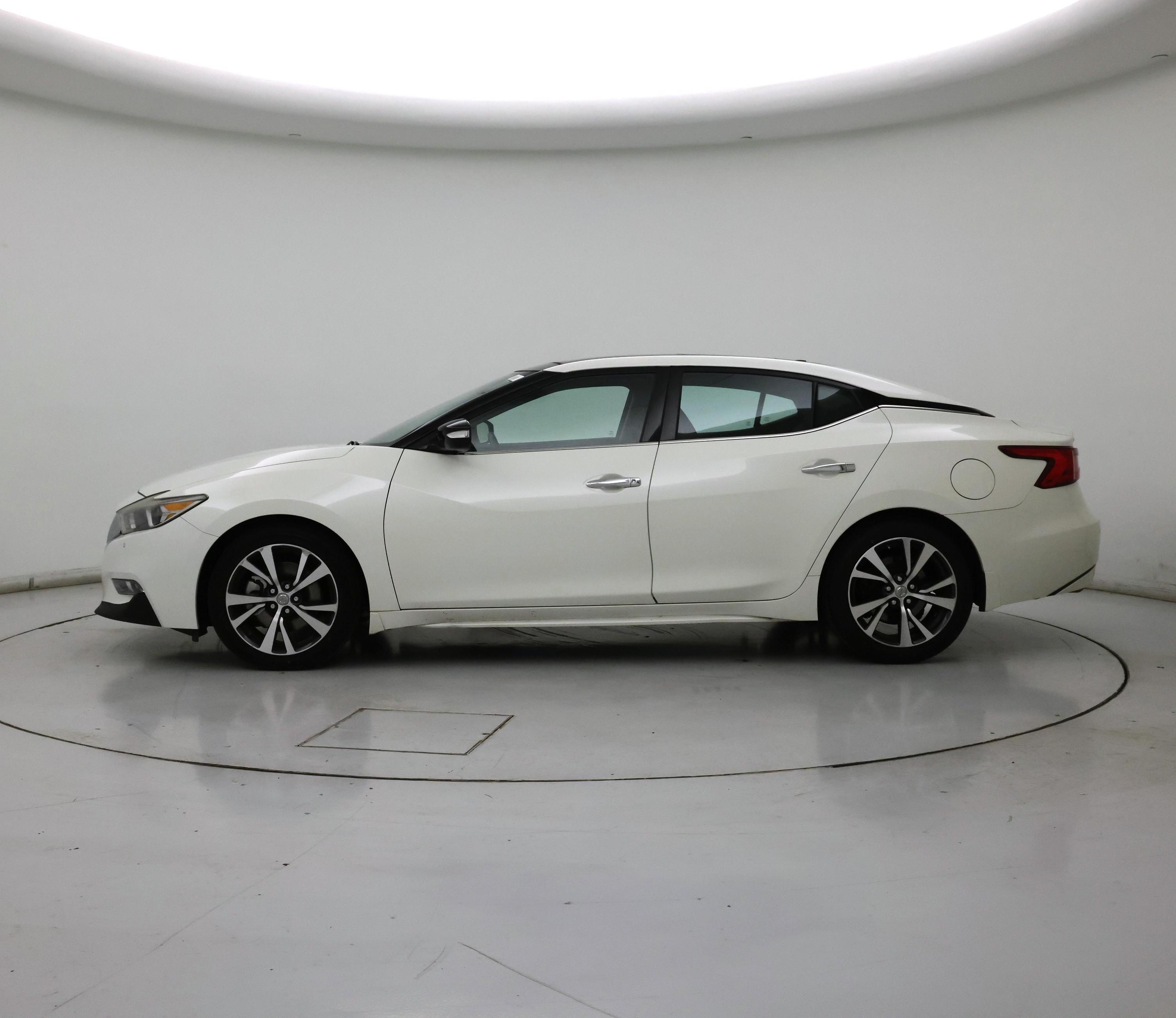 Thumbnail: 2017 Nissan Maxima - 3