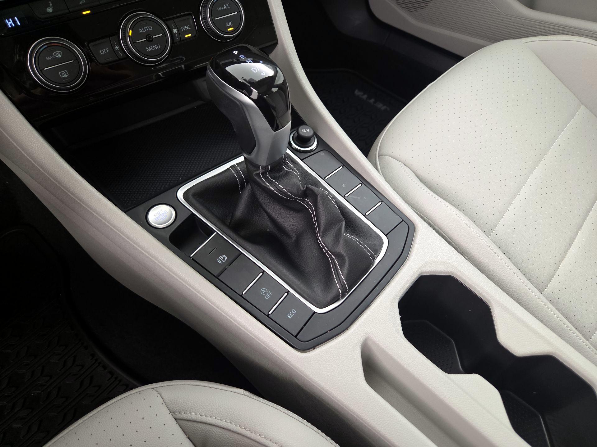 Thumbnail: 2024 Volkswagen Jetta - 17