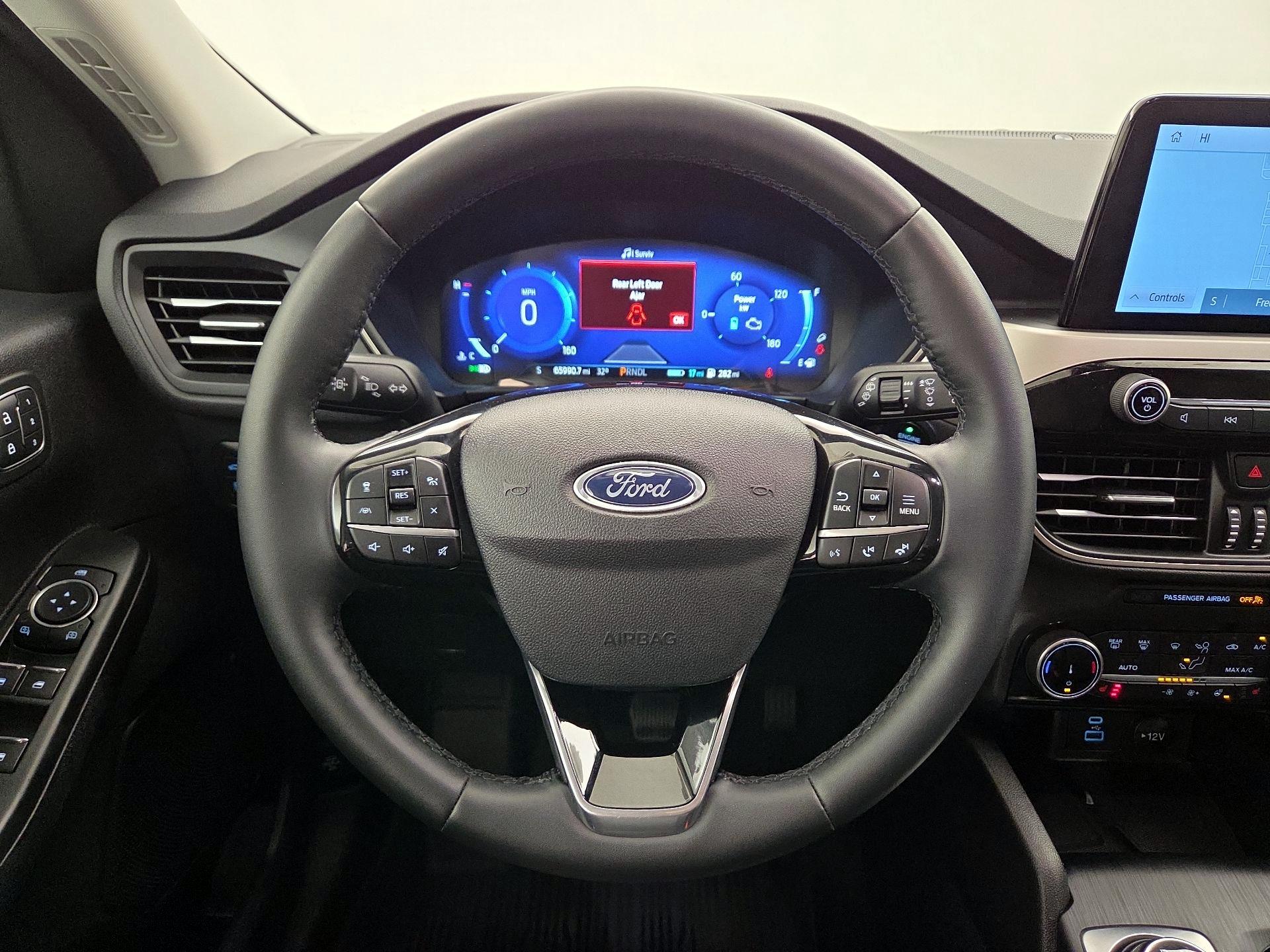 Thumbnail: 2022 Ford Escape - 10