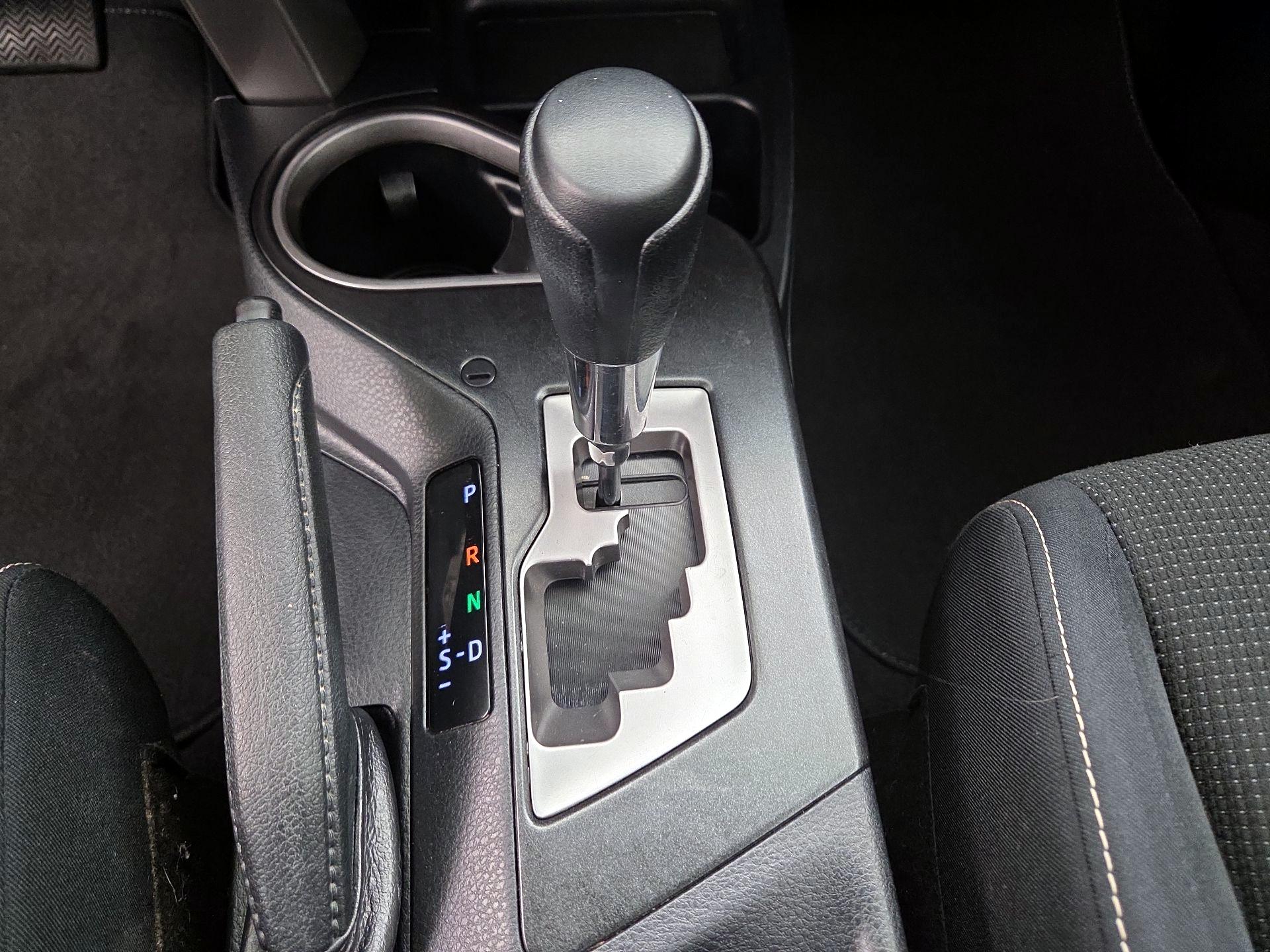 Thumbnail: 2016 Toyota RAV4 - 17