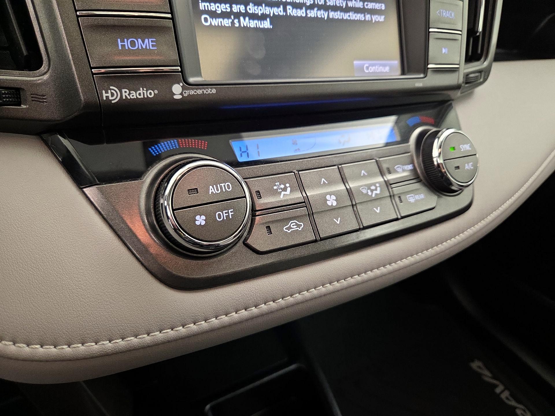 Thumbnail: 2015 Toyota RAV4 - 16