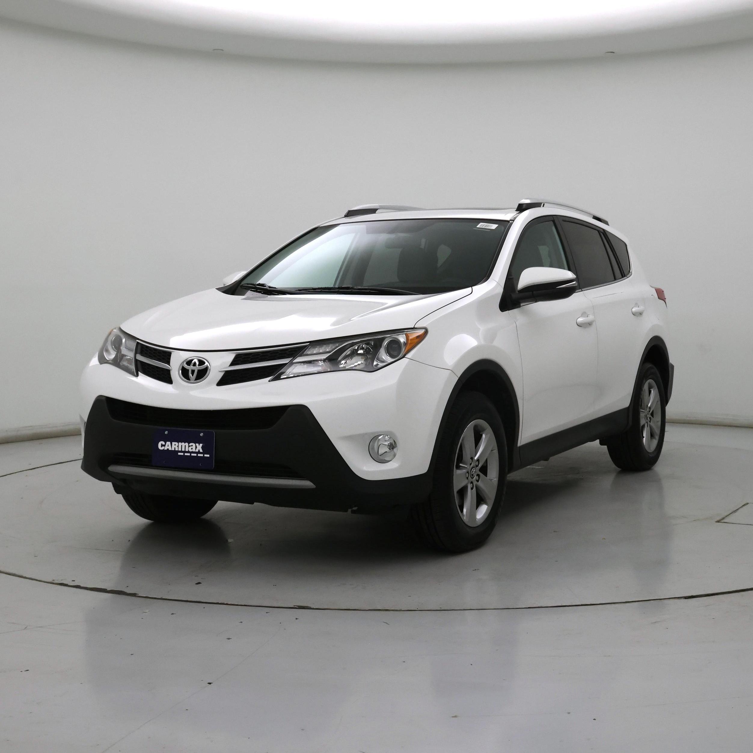 Thumbnail: 2015 Toyota RAV4 - 4