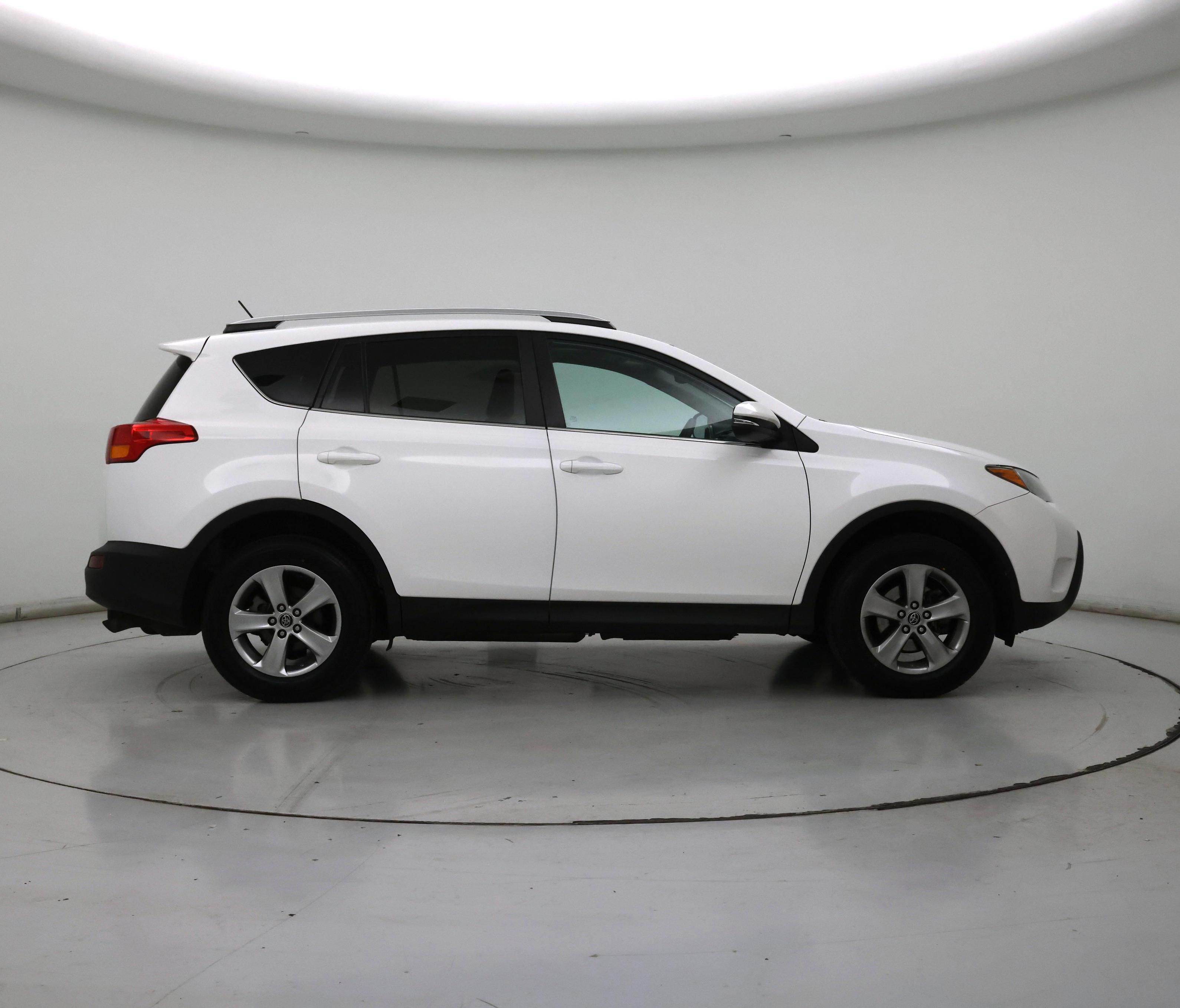 Thumbnail: 2015 Toyota RAV4 - 7
