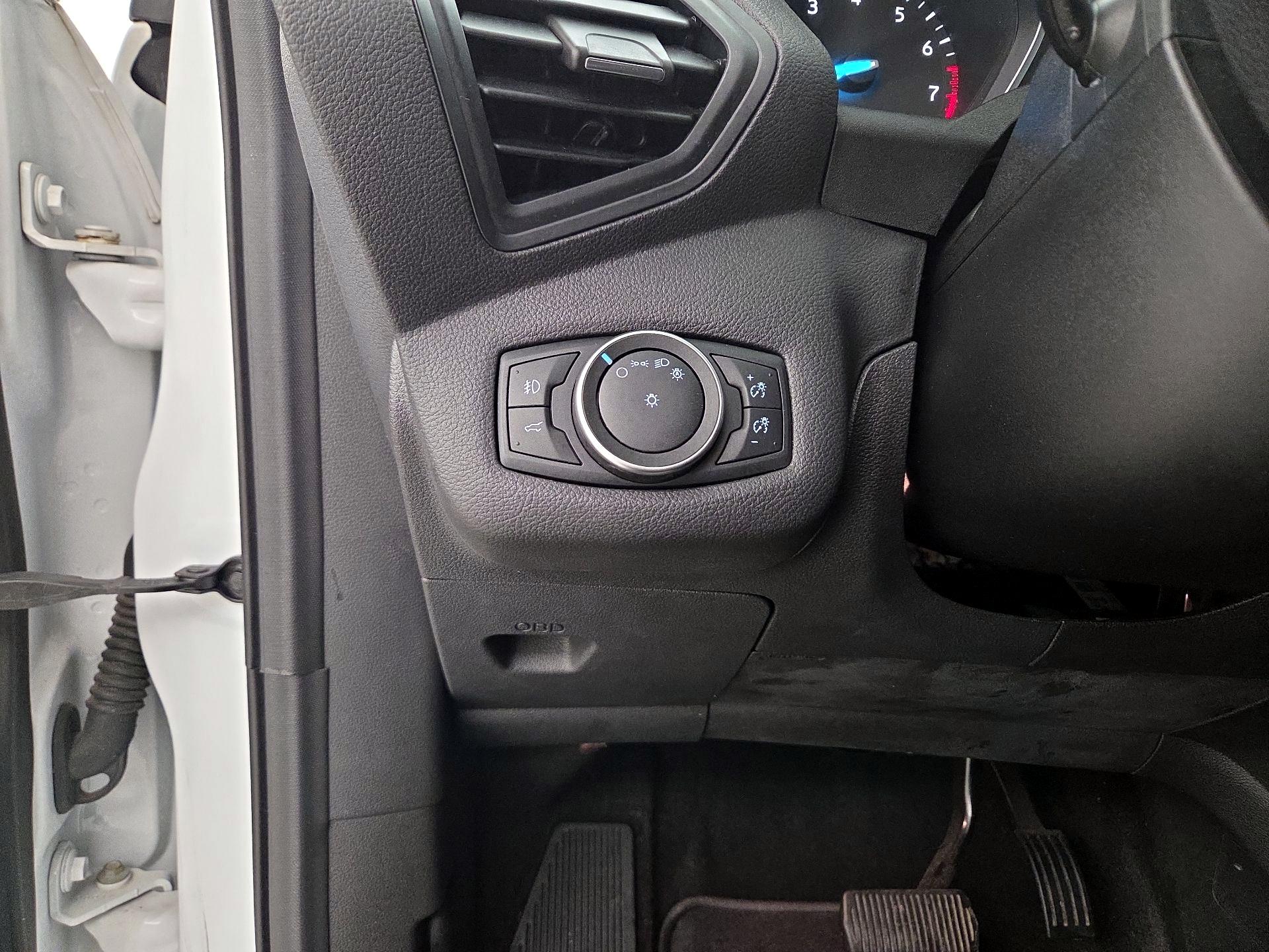 Thumbnail: 2018 Ford Escape - 13