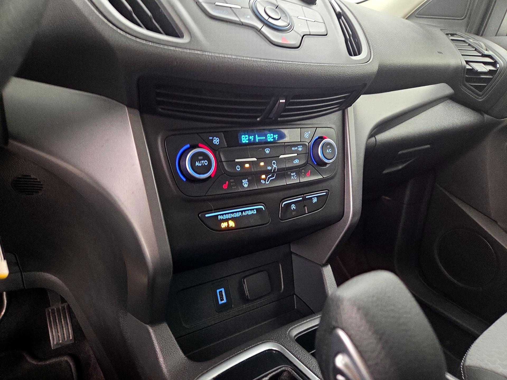 Thumbnail: 2018 Ford Escape - 16