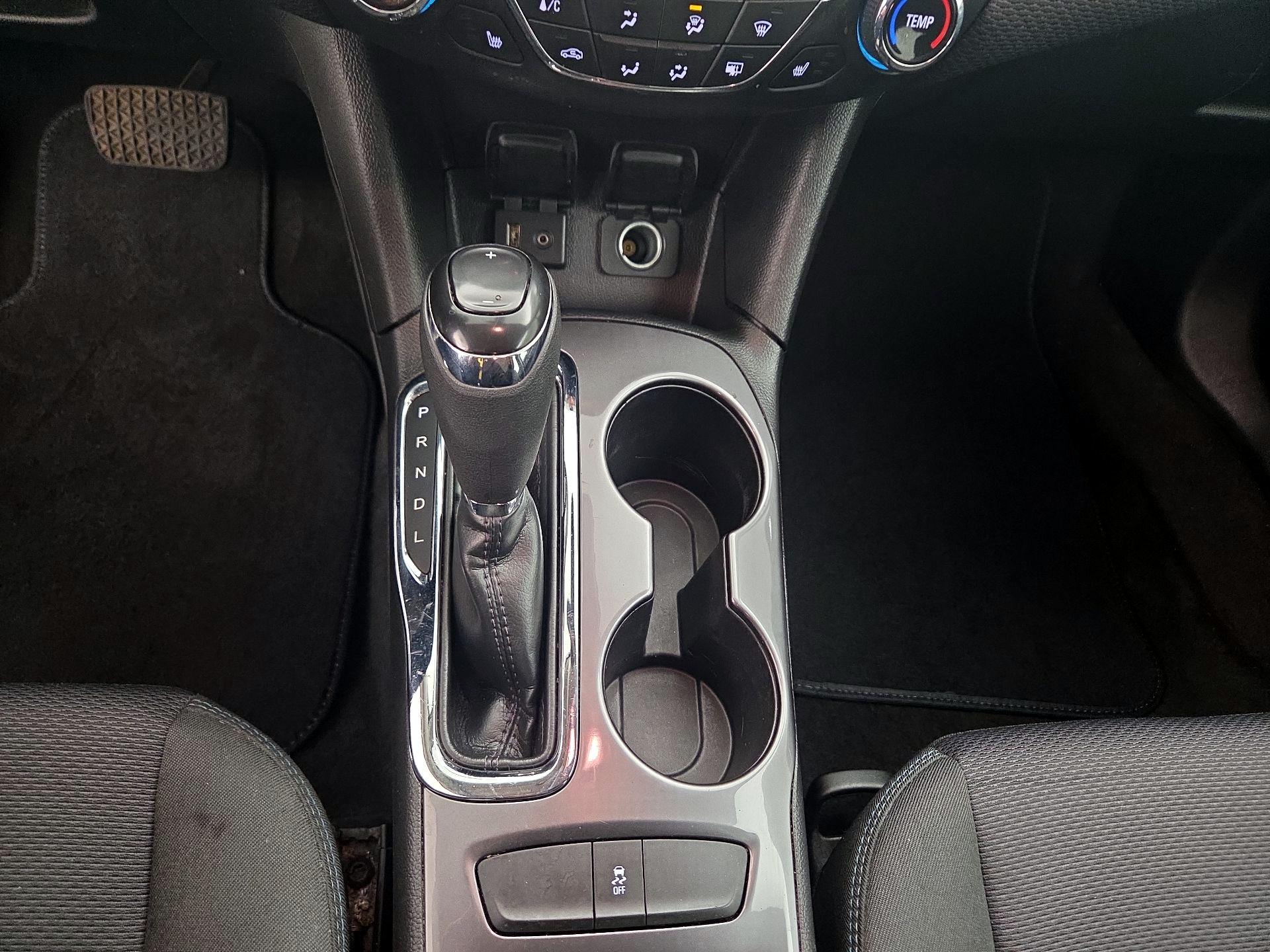 Thumbnail: 2018 Chevrolet Cruze - 17