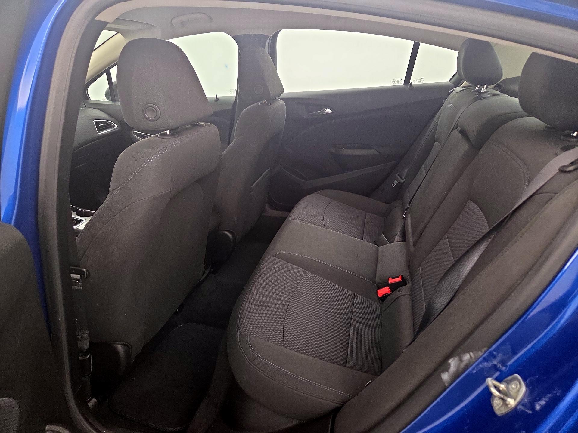 Thumbnail: 2018 Chevrolet Cruze - 19