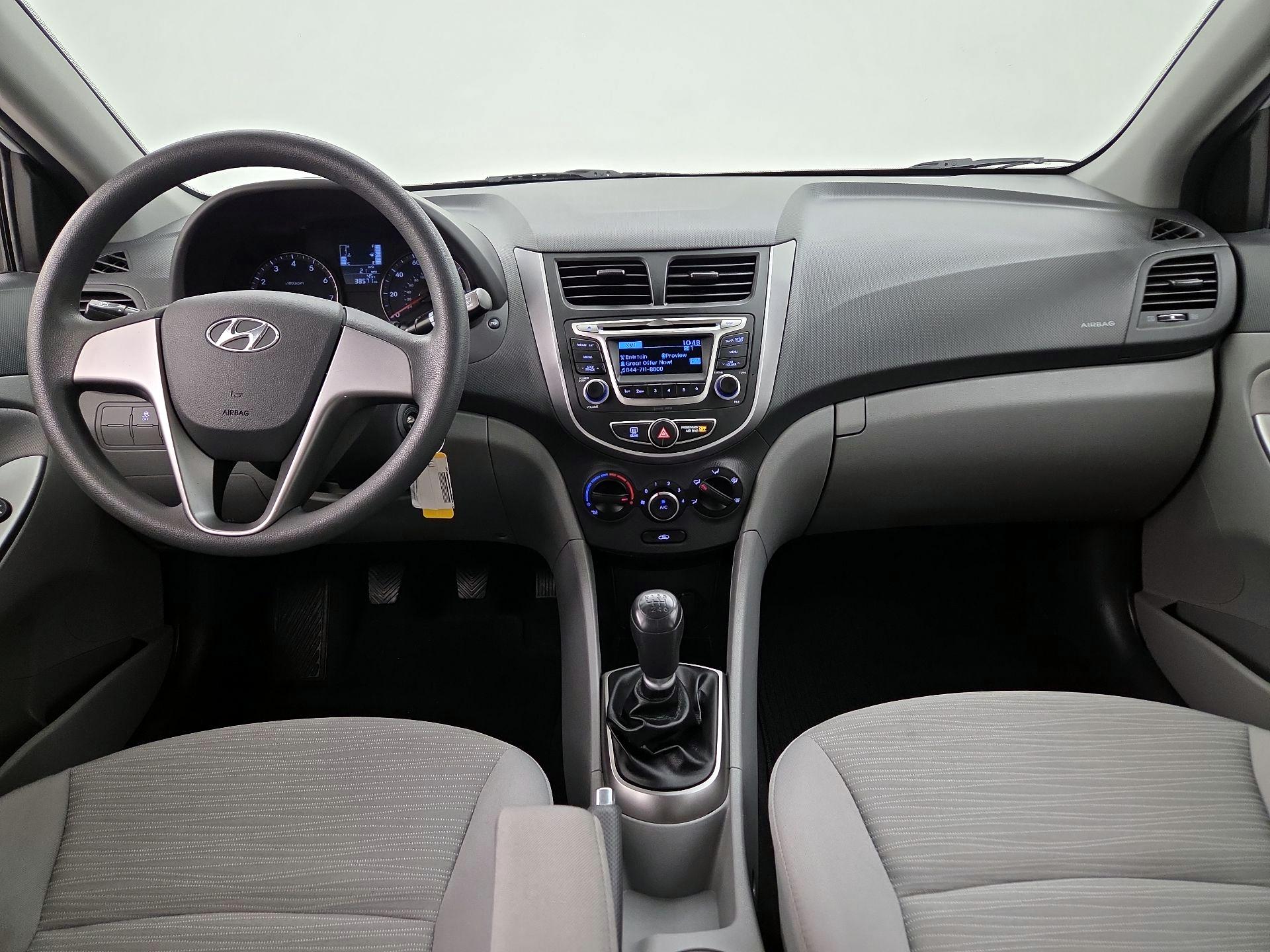 Thumbnail: 2016 Hyundai Accent - 9