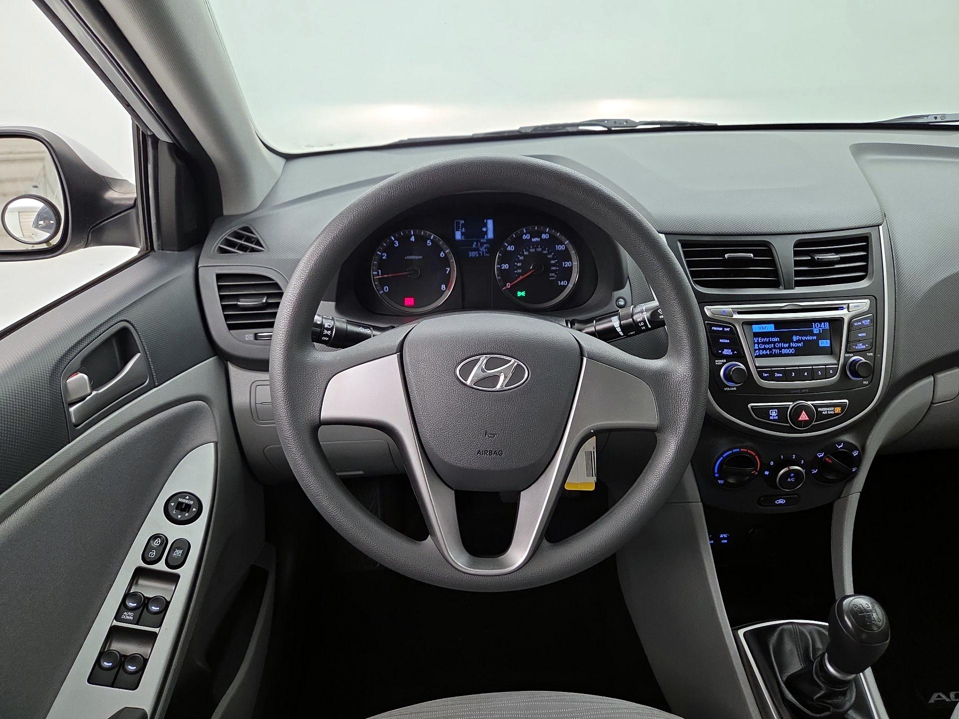 Thumbnail: 2016 Hyundai Accent - 10