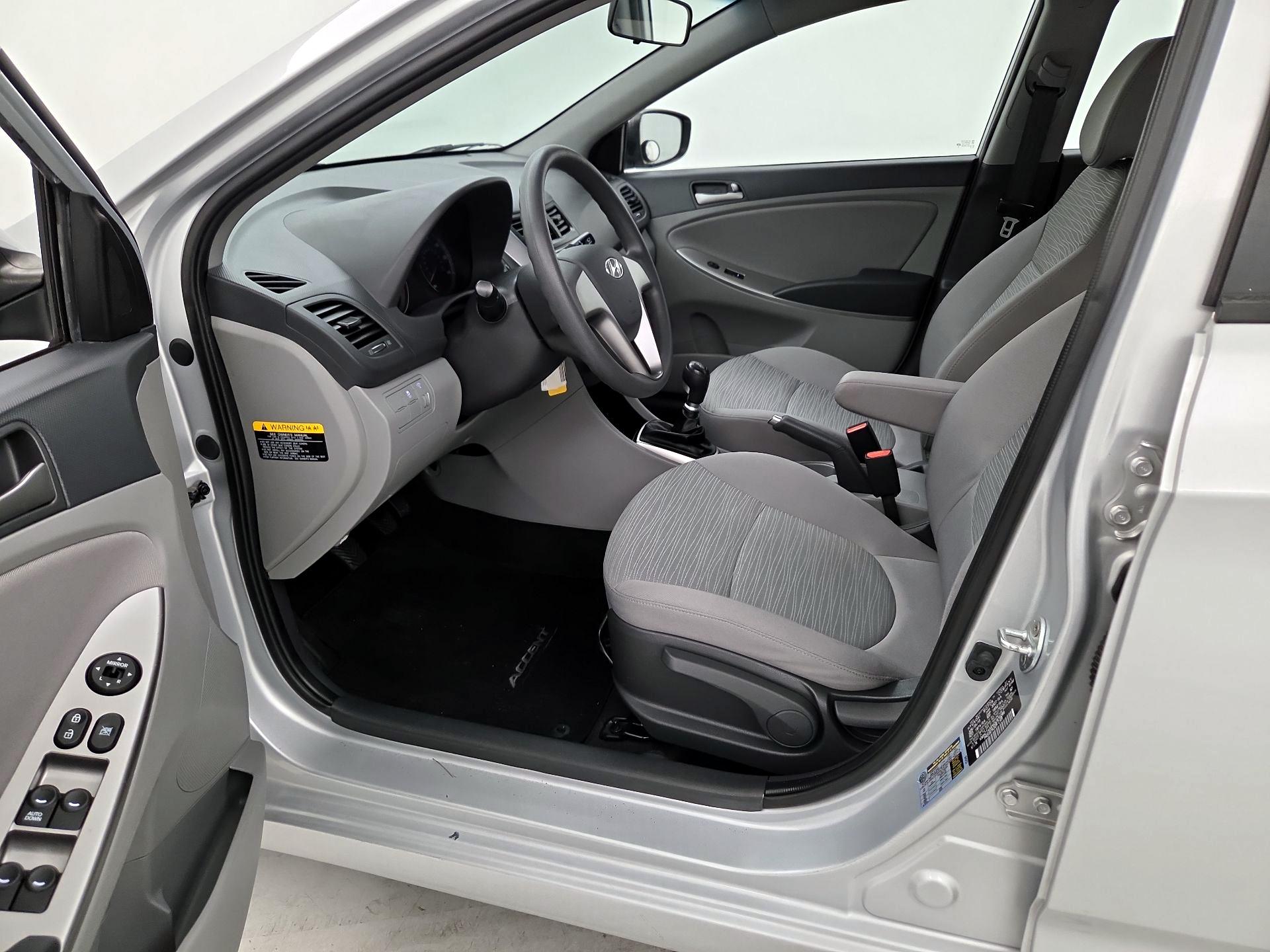 Thumbnail: 2016 Hyundai Accent - 11