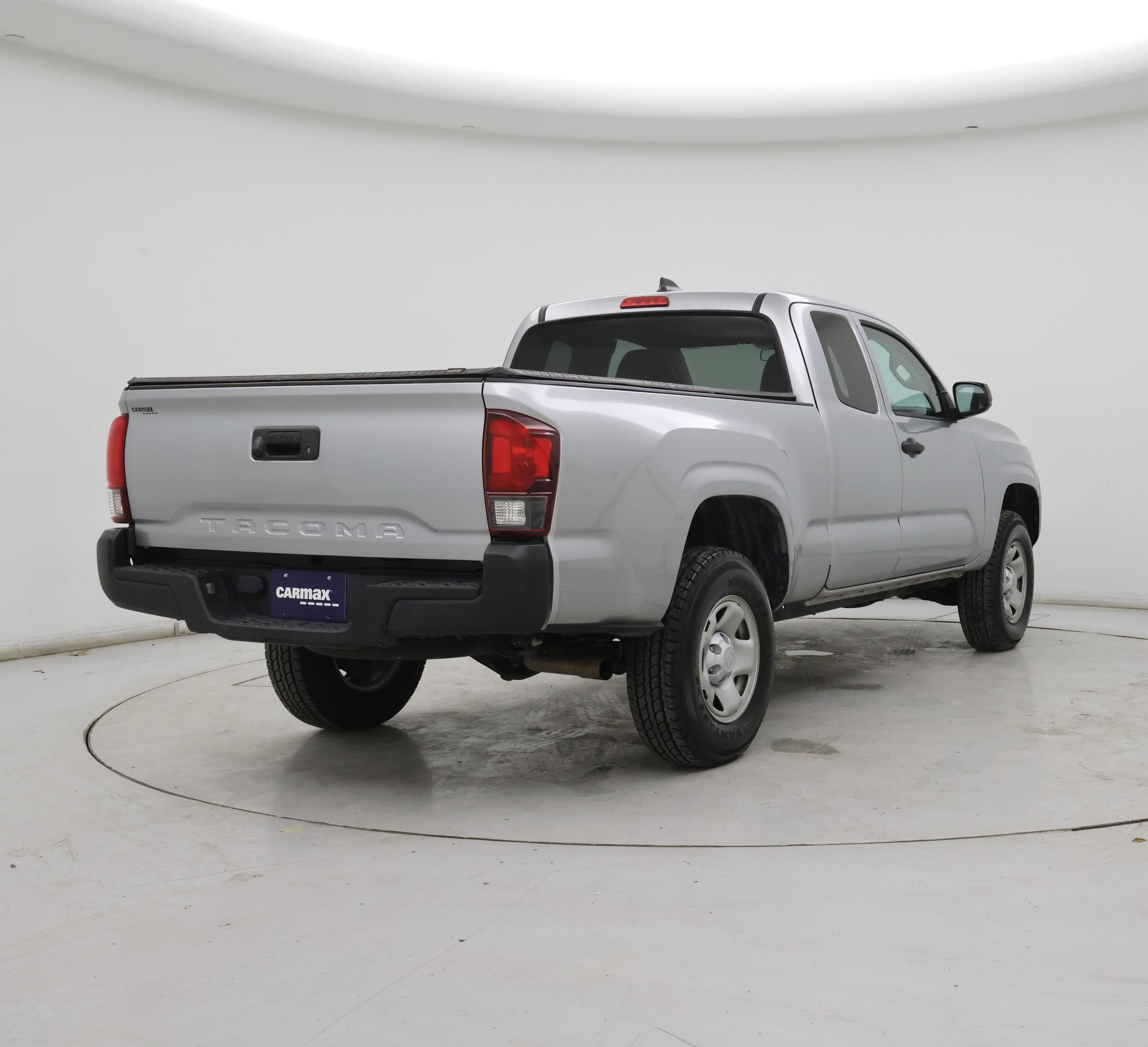 Thumbnail: 2022 Toyota Tacoma - 8