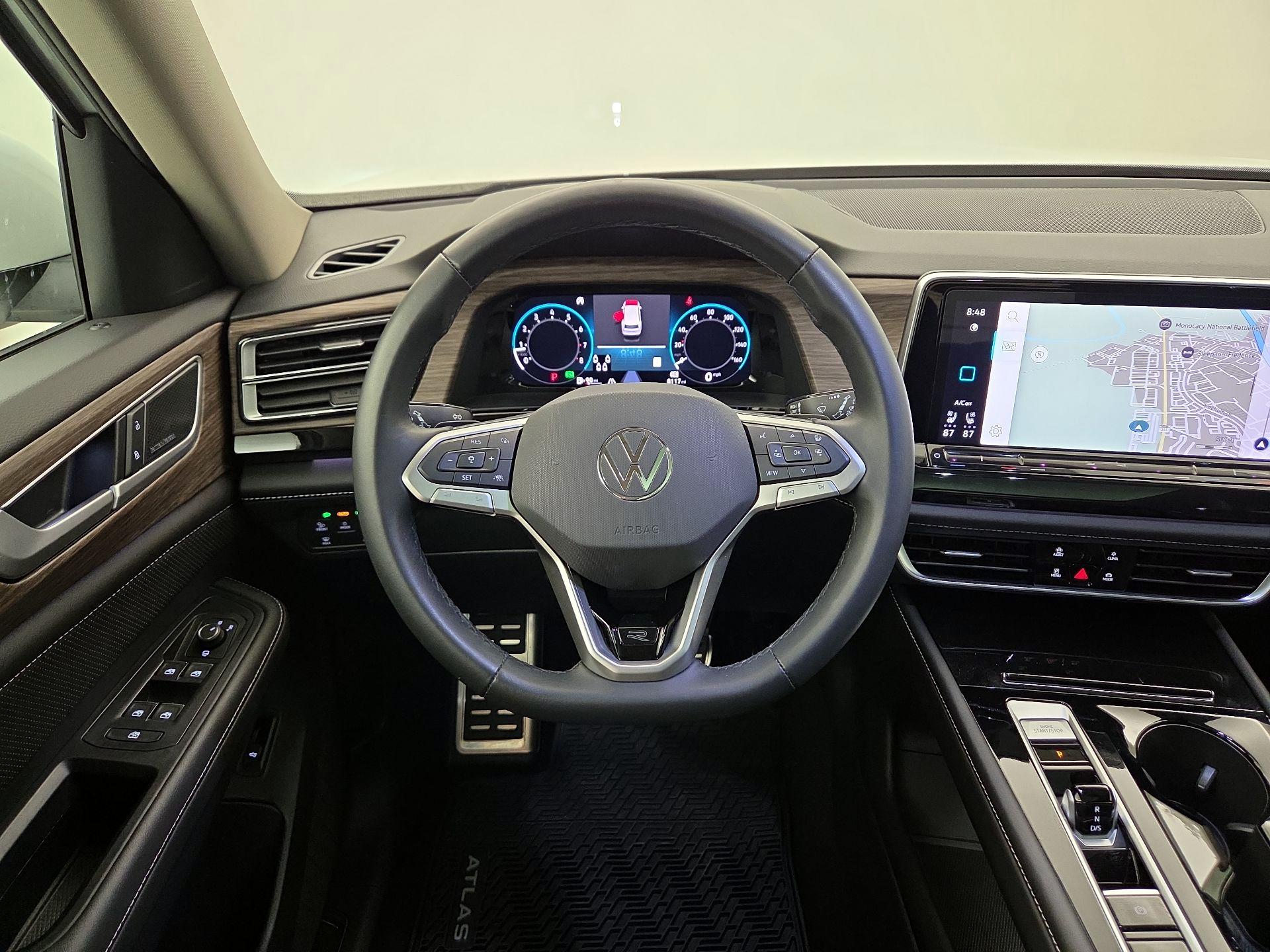 Thumbnail: 2025 Volkswagen Atlas - 10