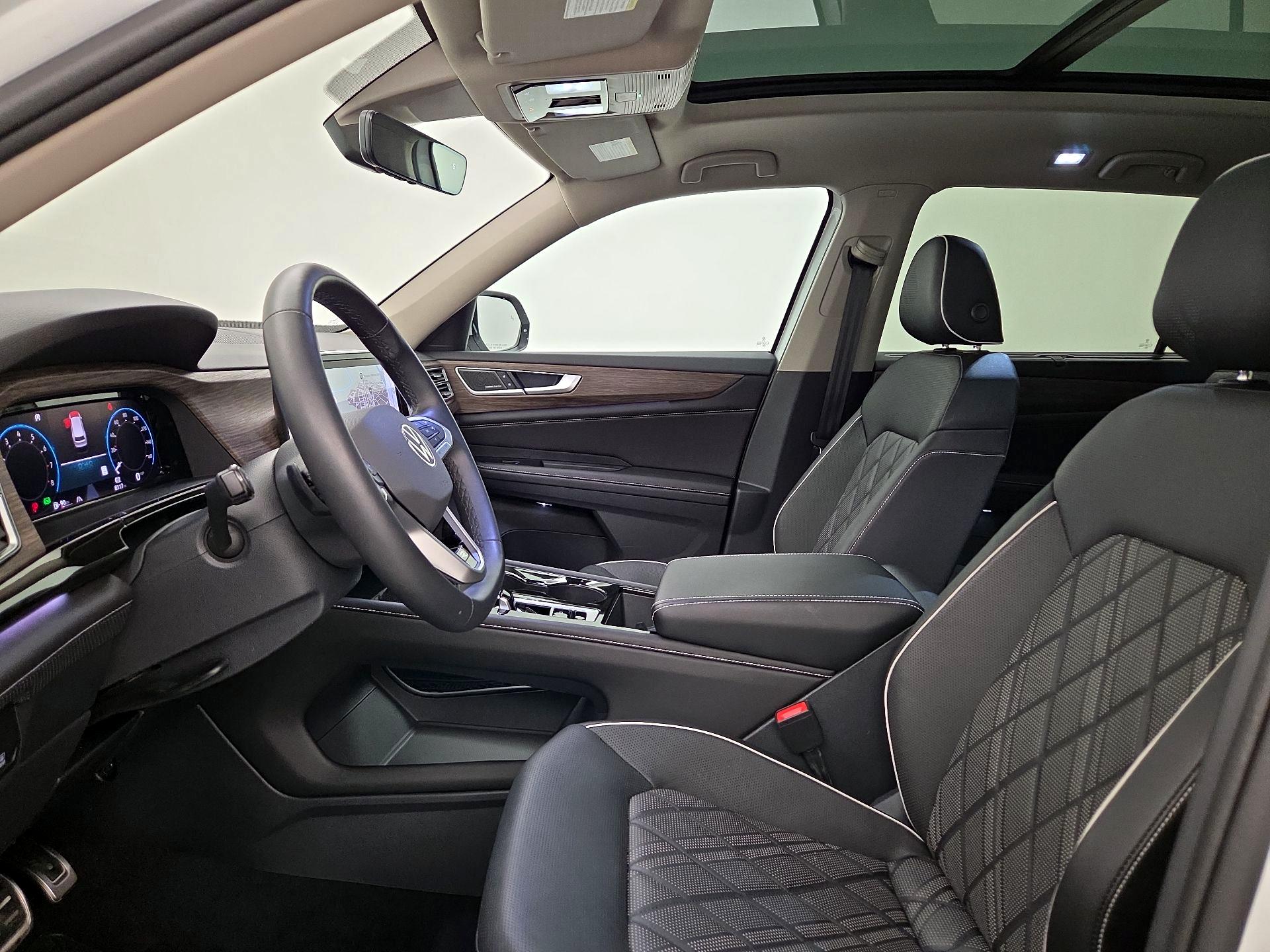 Thumbnail: 2025 Volkswagen Atlas - 11