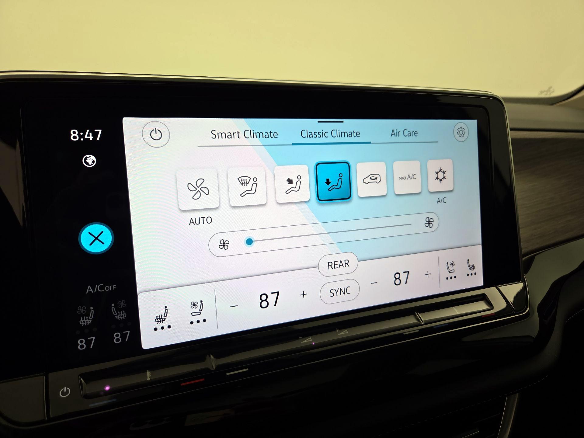 Thumbnail: 2025 Volkswagen Atlas - 17