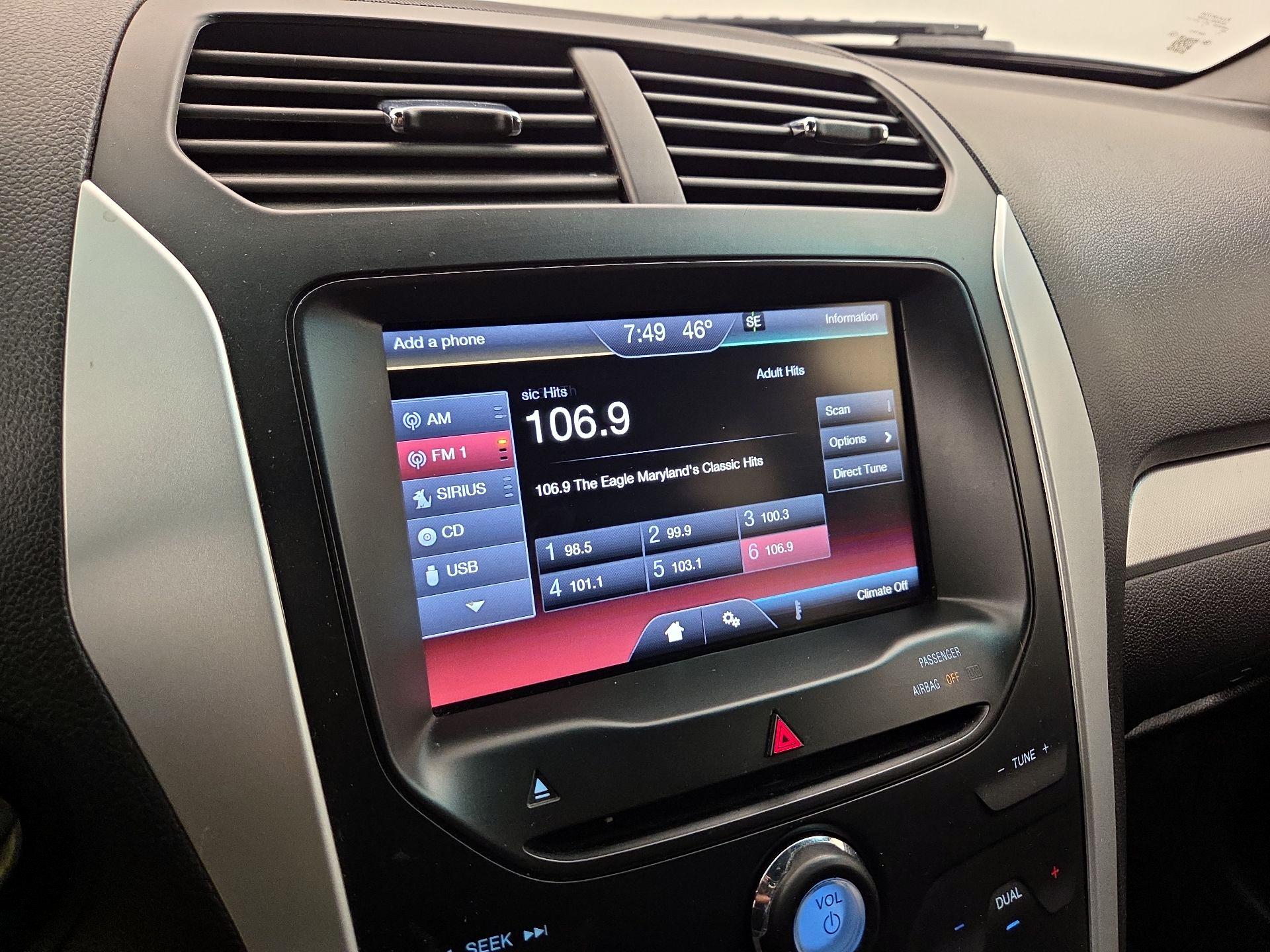 Thumbnail: 2015 Ford Explorer - 15