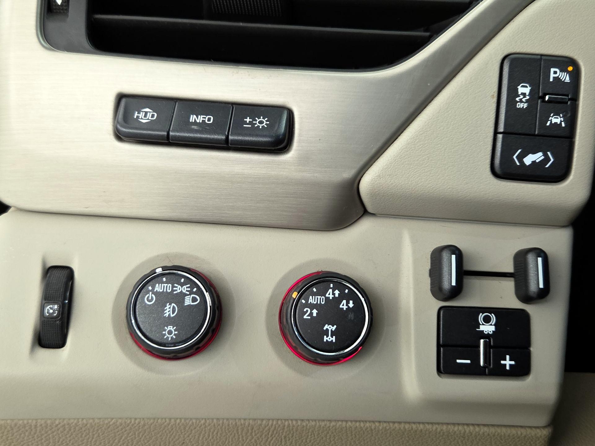 Thumbnail: 2016 GMC Yukon - 13