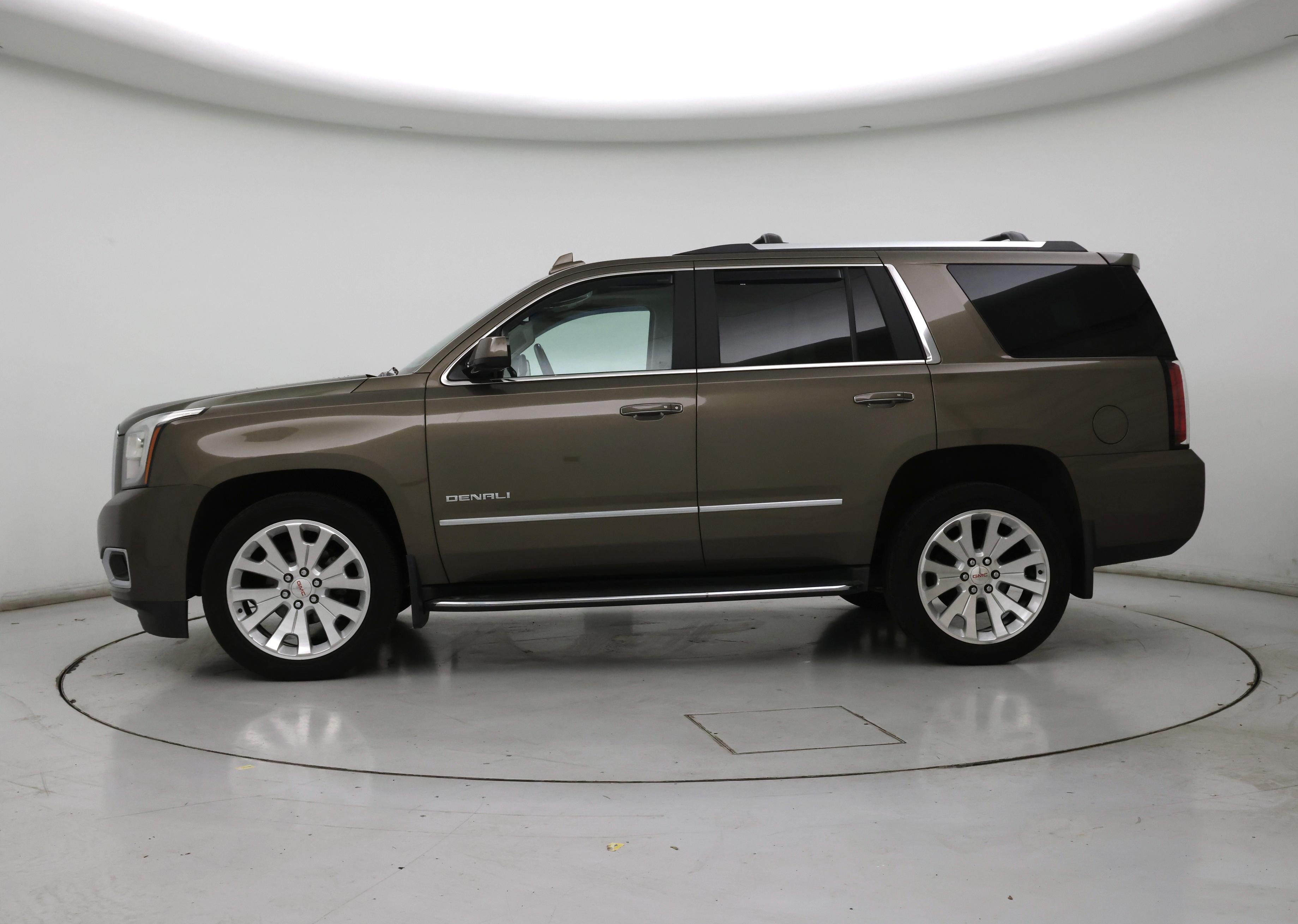 Thumbnail: 2016 GMC Yukon - 3