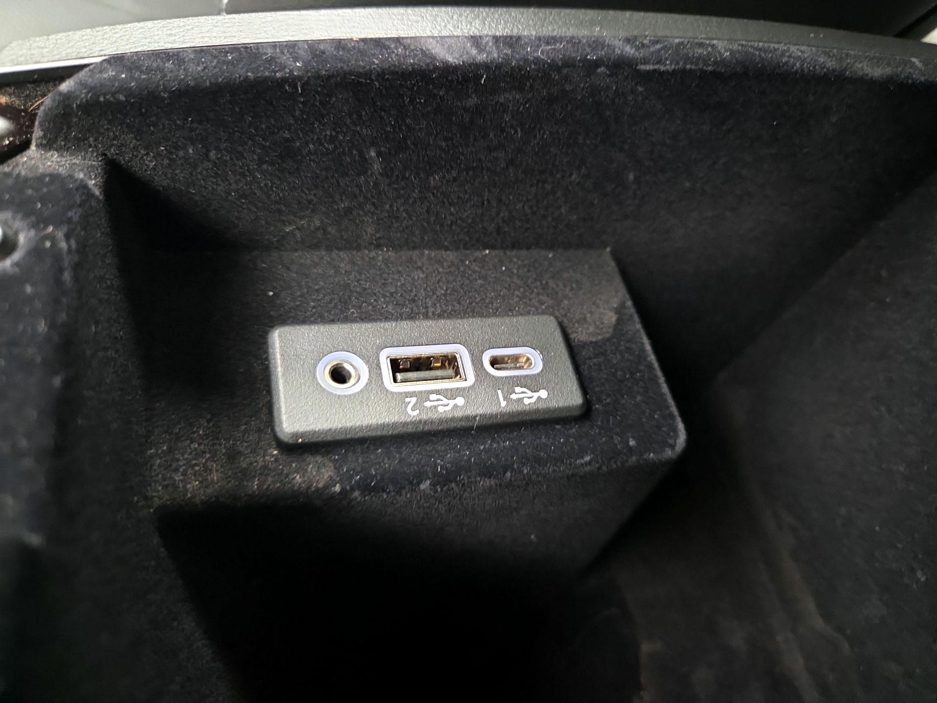 Thumbnail: 2021 INFINITI Q50 - 19