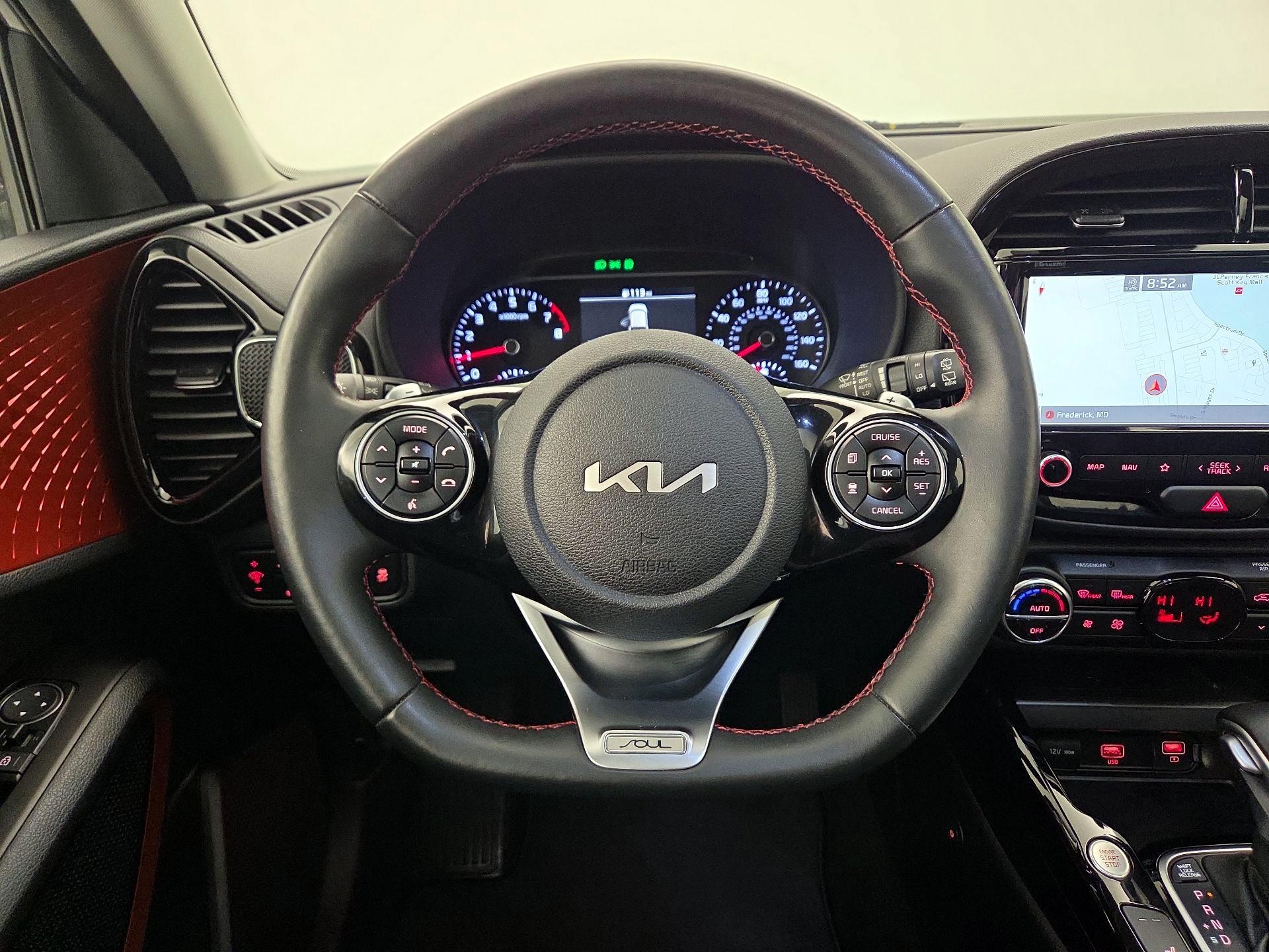 Thumbnail: 2022 Kia Soul - 10