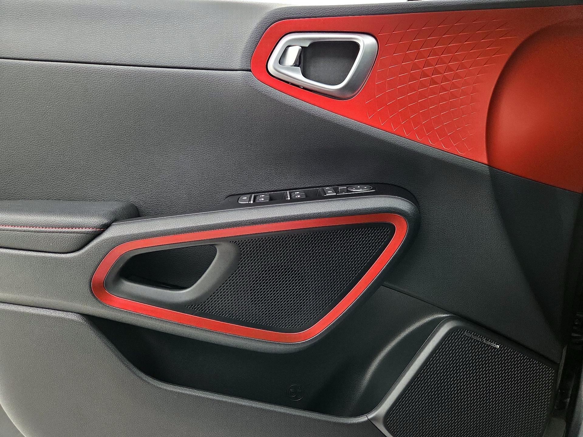 Thumbnail: 2022 Kia Soul - 12