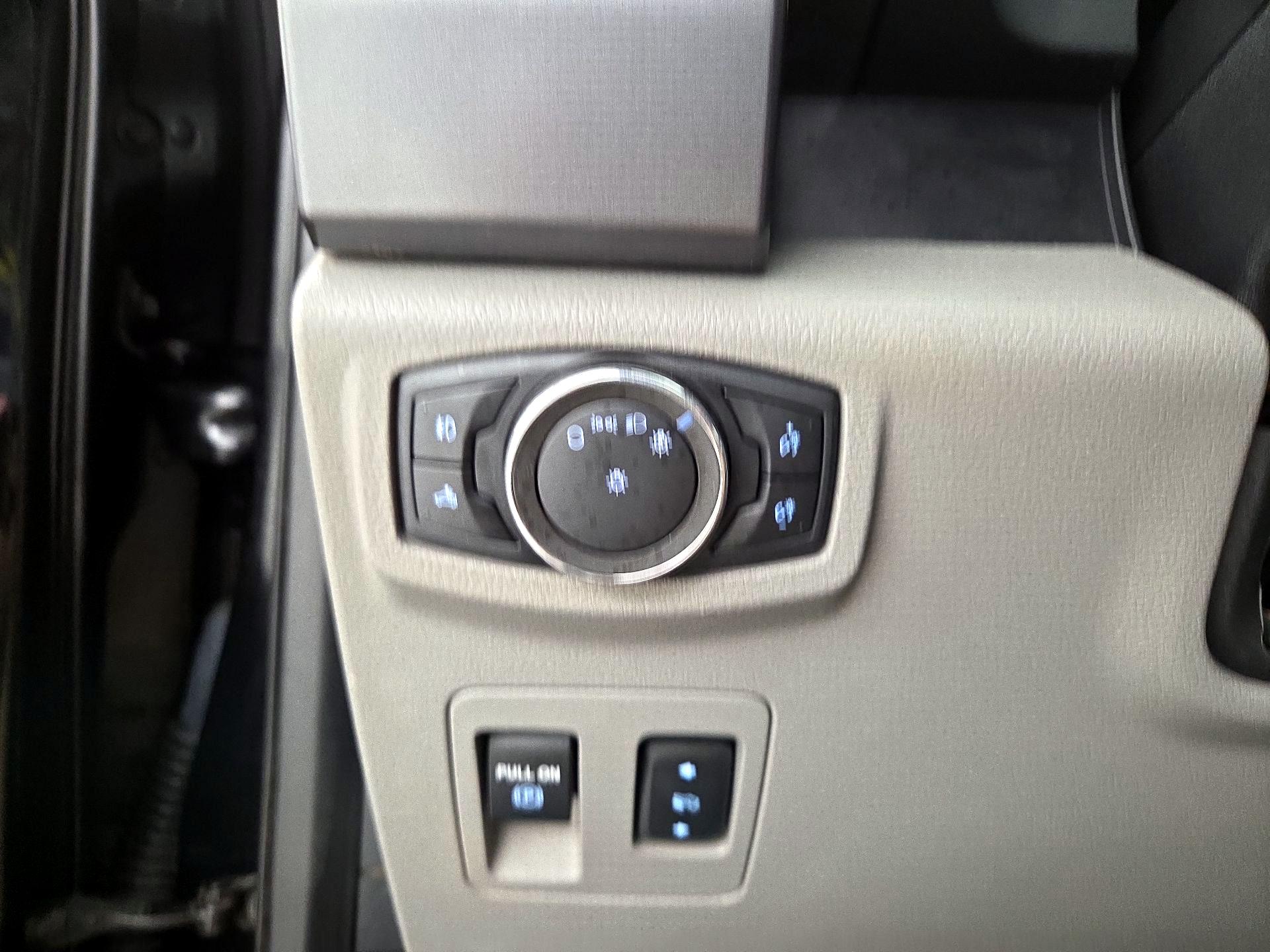 Thumbnail: 2020 Ford F-150 - 13