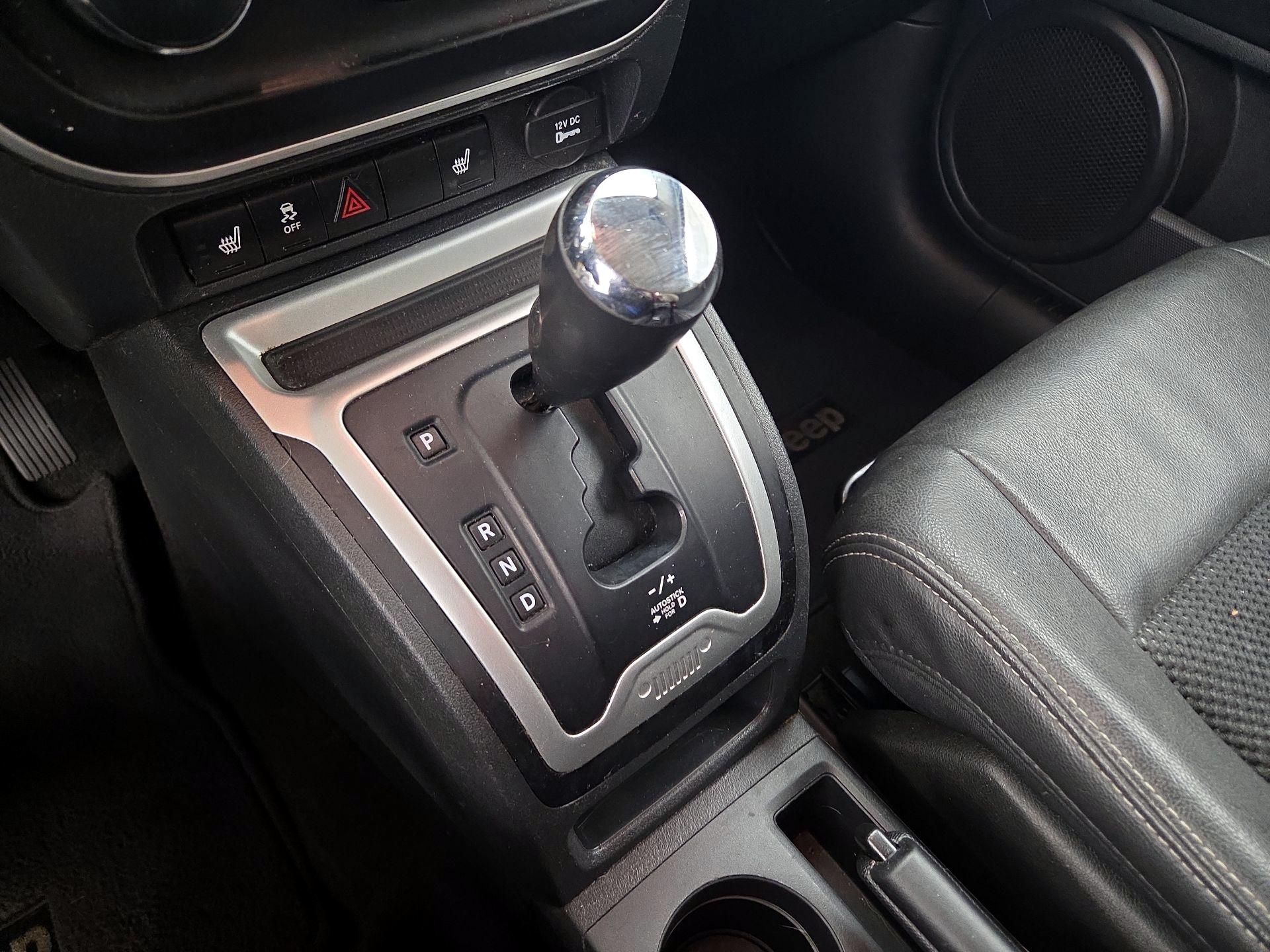 Thumbnail: 2015 Jeep Compass - 15